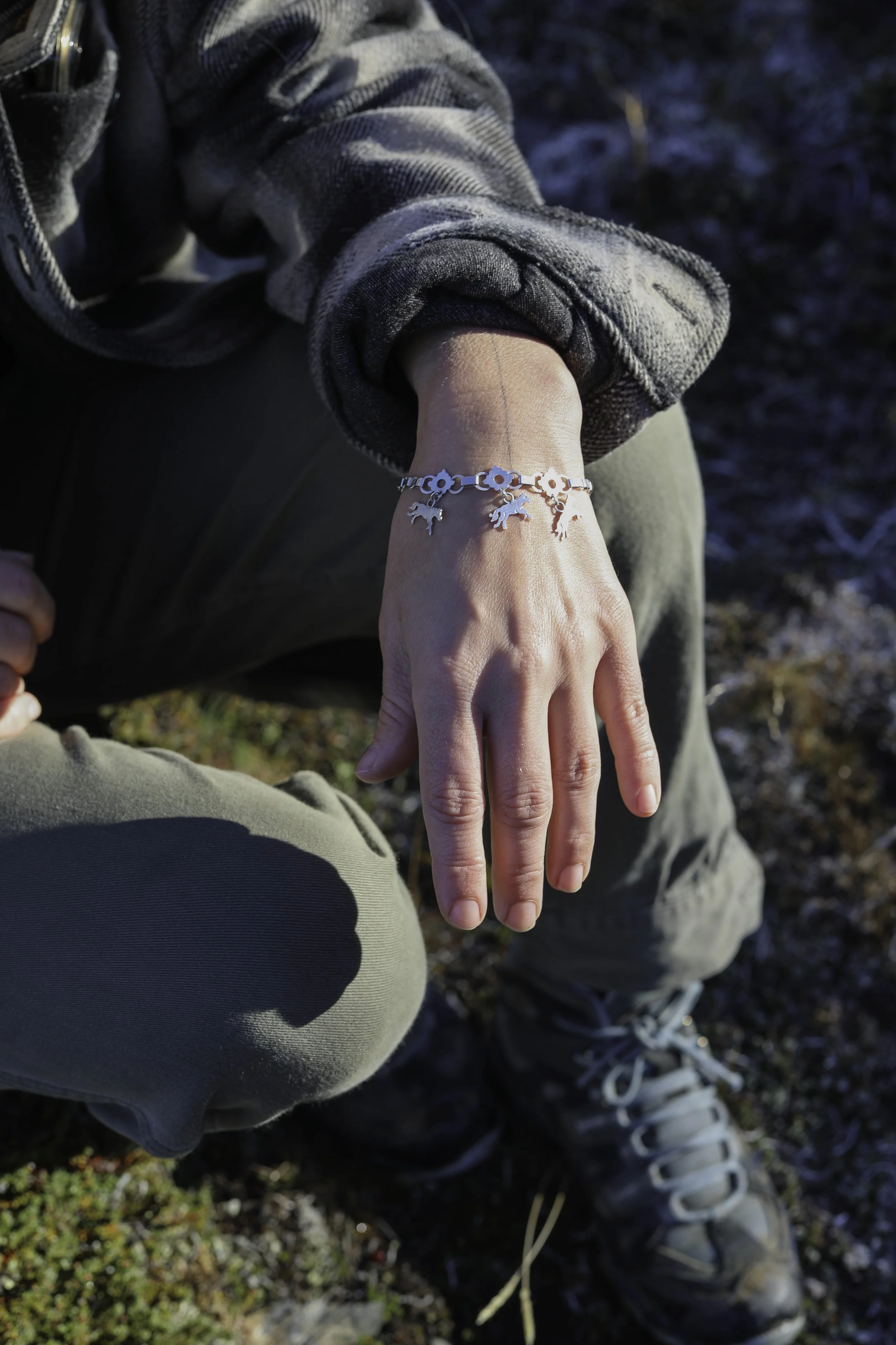 Running Horses Mapuche Silver Bracelet by Marco Romo Cheuquén, Exclusively for Tordilla