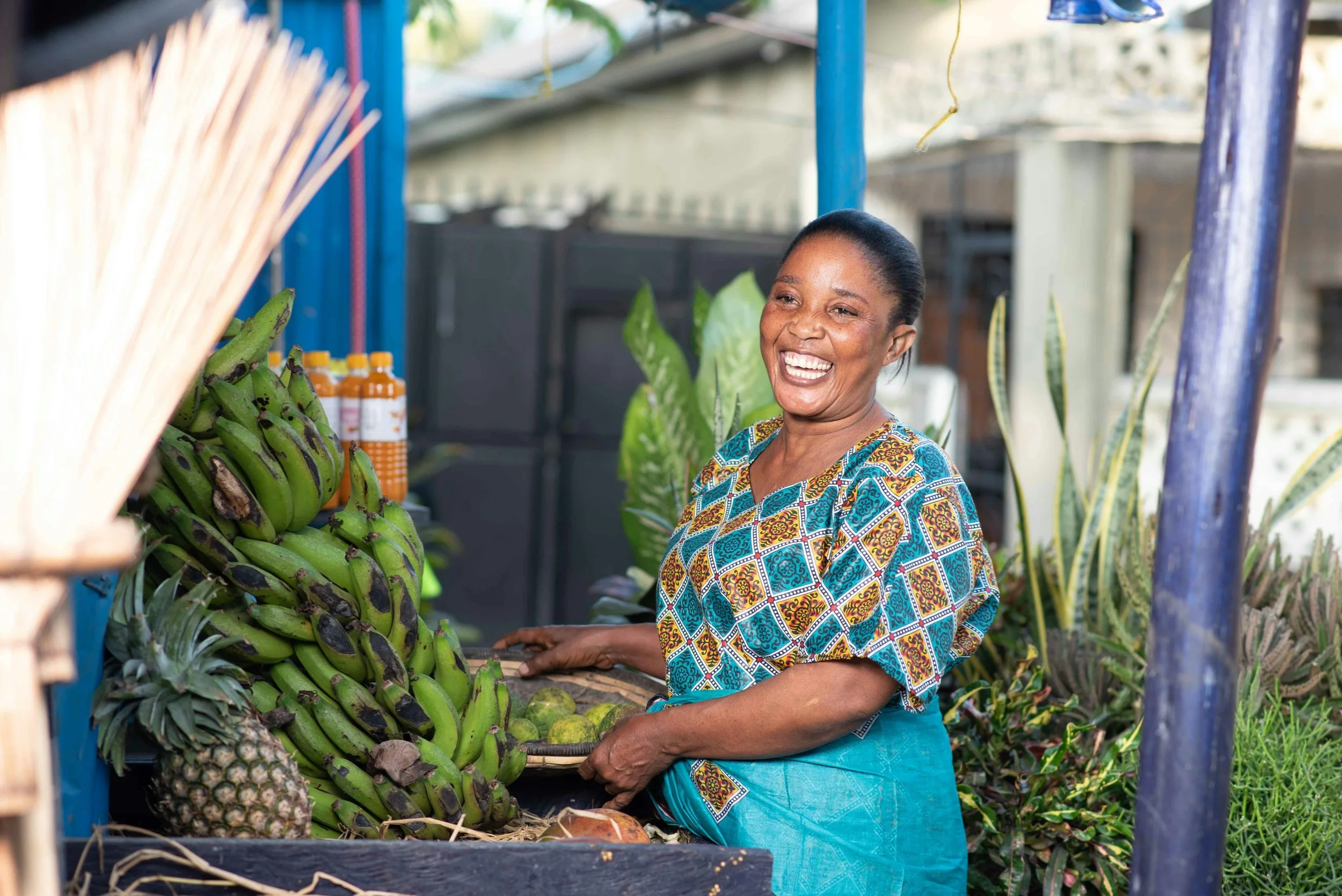 AfriQapital supports african entrepreneurs through microfinance, business tools, and growth opportunities. Starting in Zambia, we empower small businesses and drive sustainable economic impact, with a clear vision to expand across Africa.