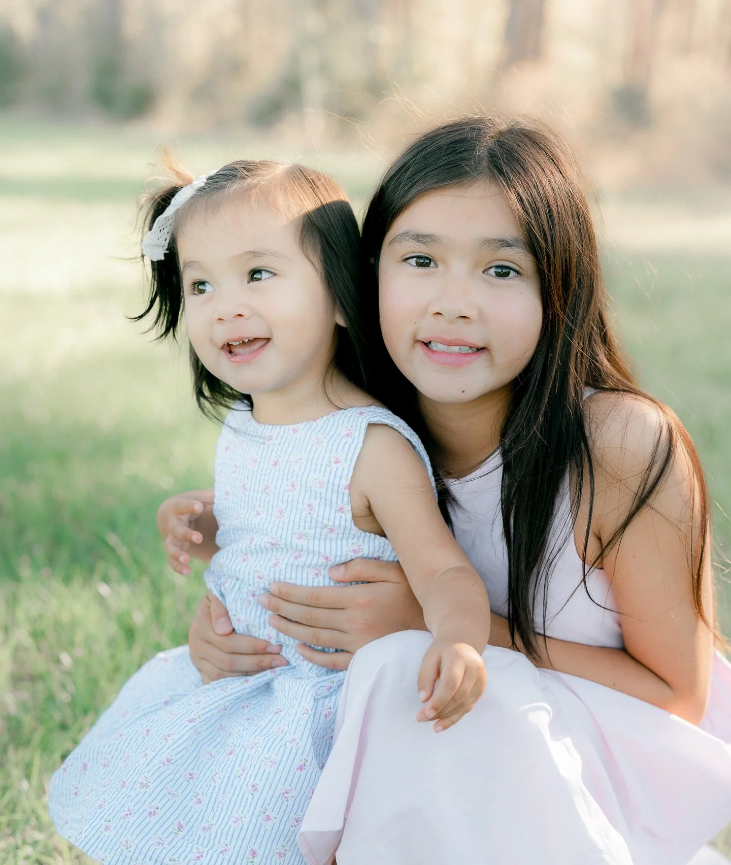 The sweetest Mother&rsquo;s Day gift isn&rsquo;t something you wrap &mdash; it&rsquo;s something you keep forever. 💕
A photo session with your babies is the kind of gift that only gets more valuable with time. 

If you&rsquo;ve been thinking about u