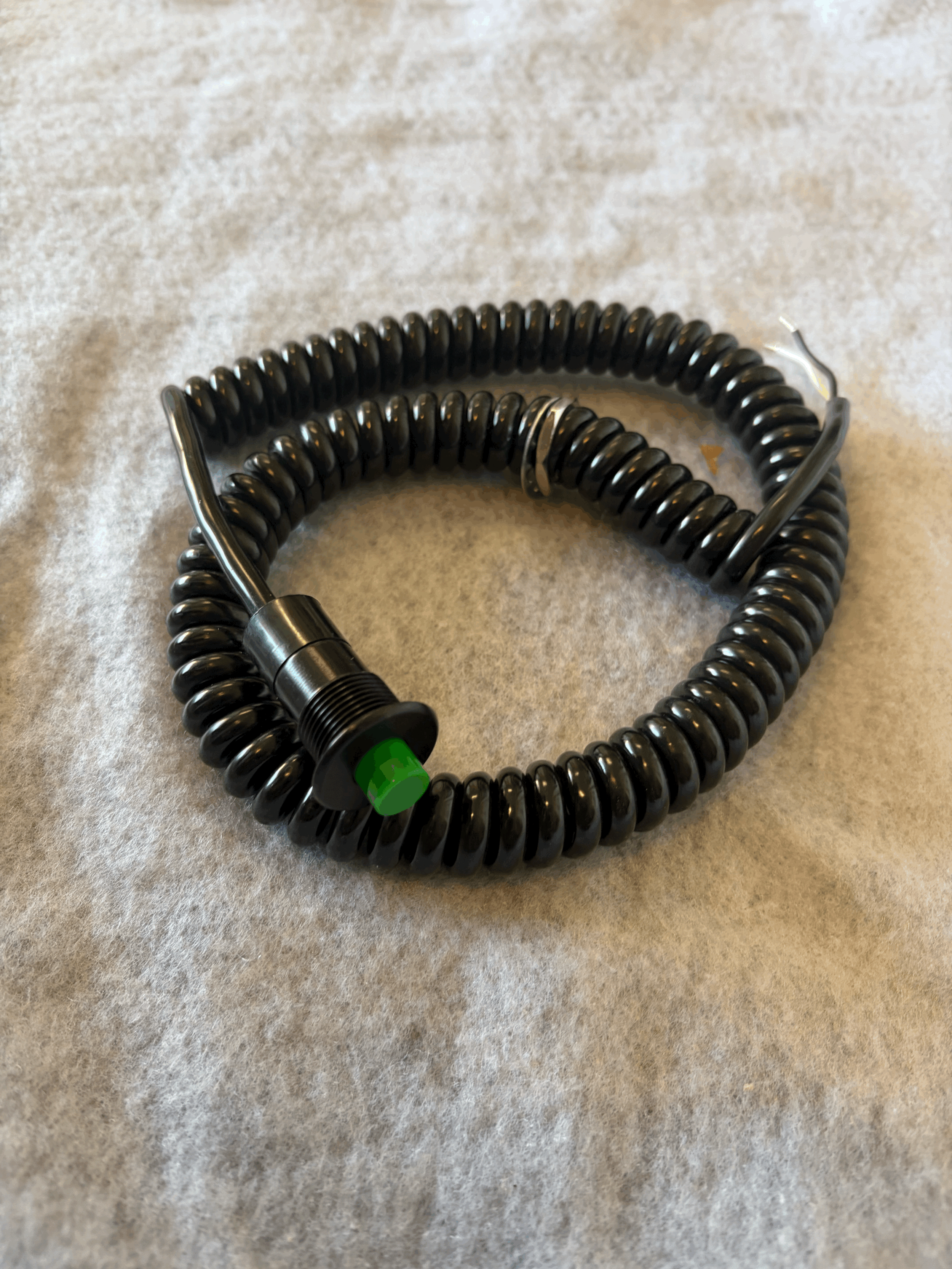 PRO Spiral Corded Momentary Button Green