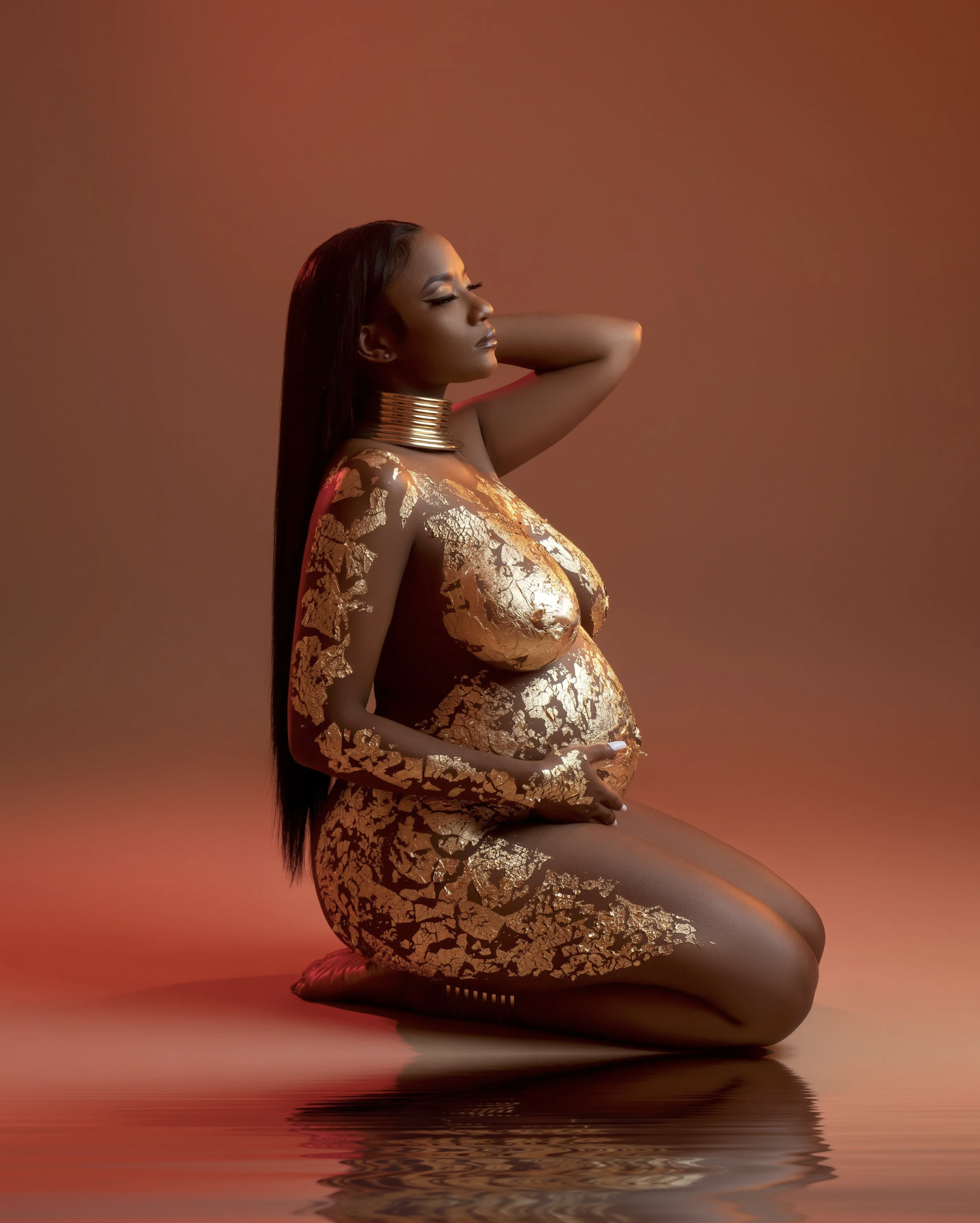 44A. Gold body makeup