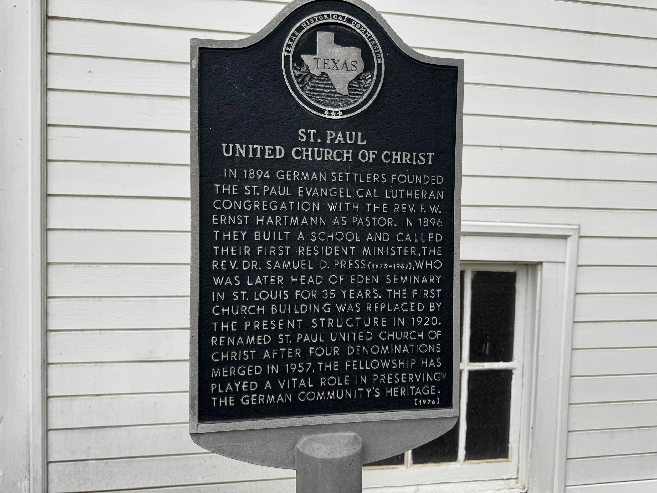 St Paul's marker.jpg