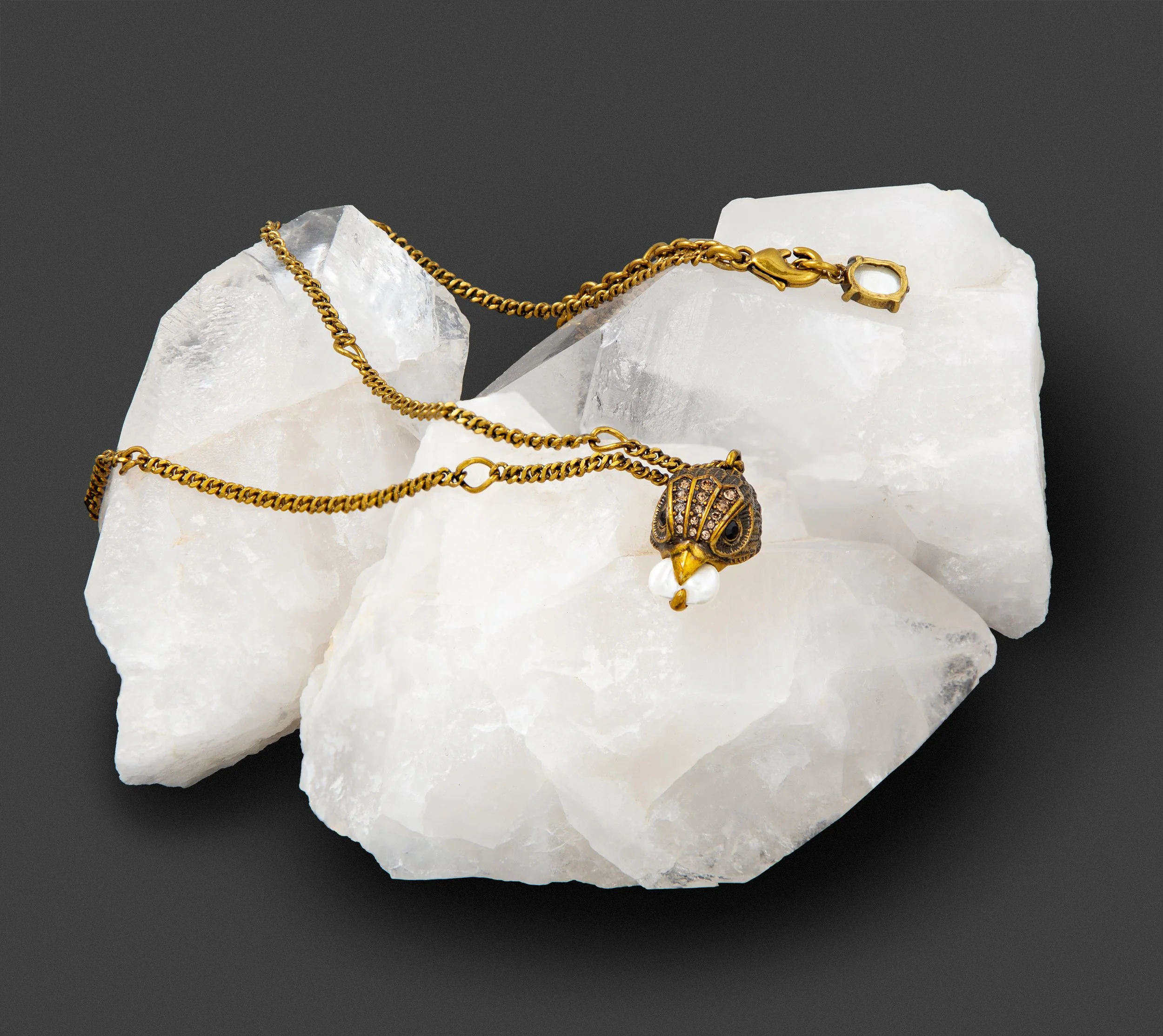 25_Loureiro_Illustrative_Jewelry-03.jpg