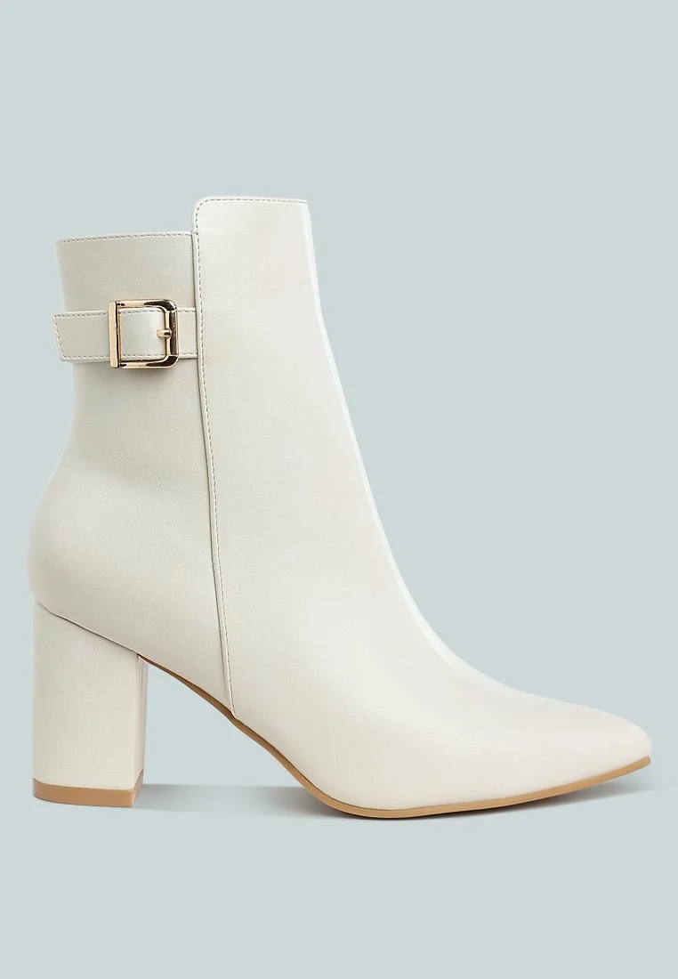 Conchos_Belt_Detail_Block_Heel_Boots_SH5068_OFF-WHITE_7_2899a044-6c42-4fd7-a47f-22bd77145906.jpg