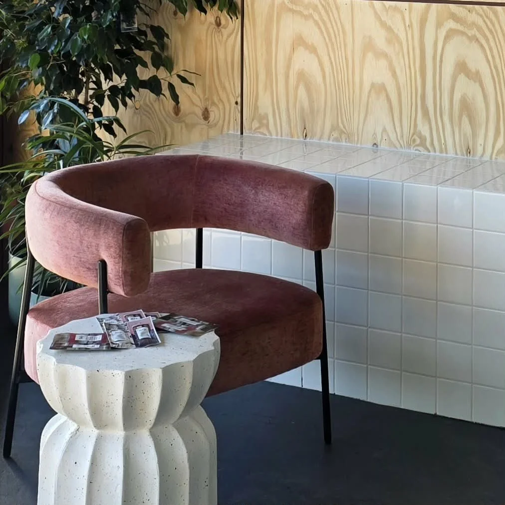 relaxing, natural lighting in the reception area of Foam Salon Somerville