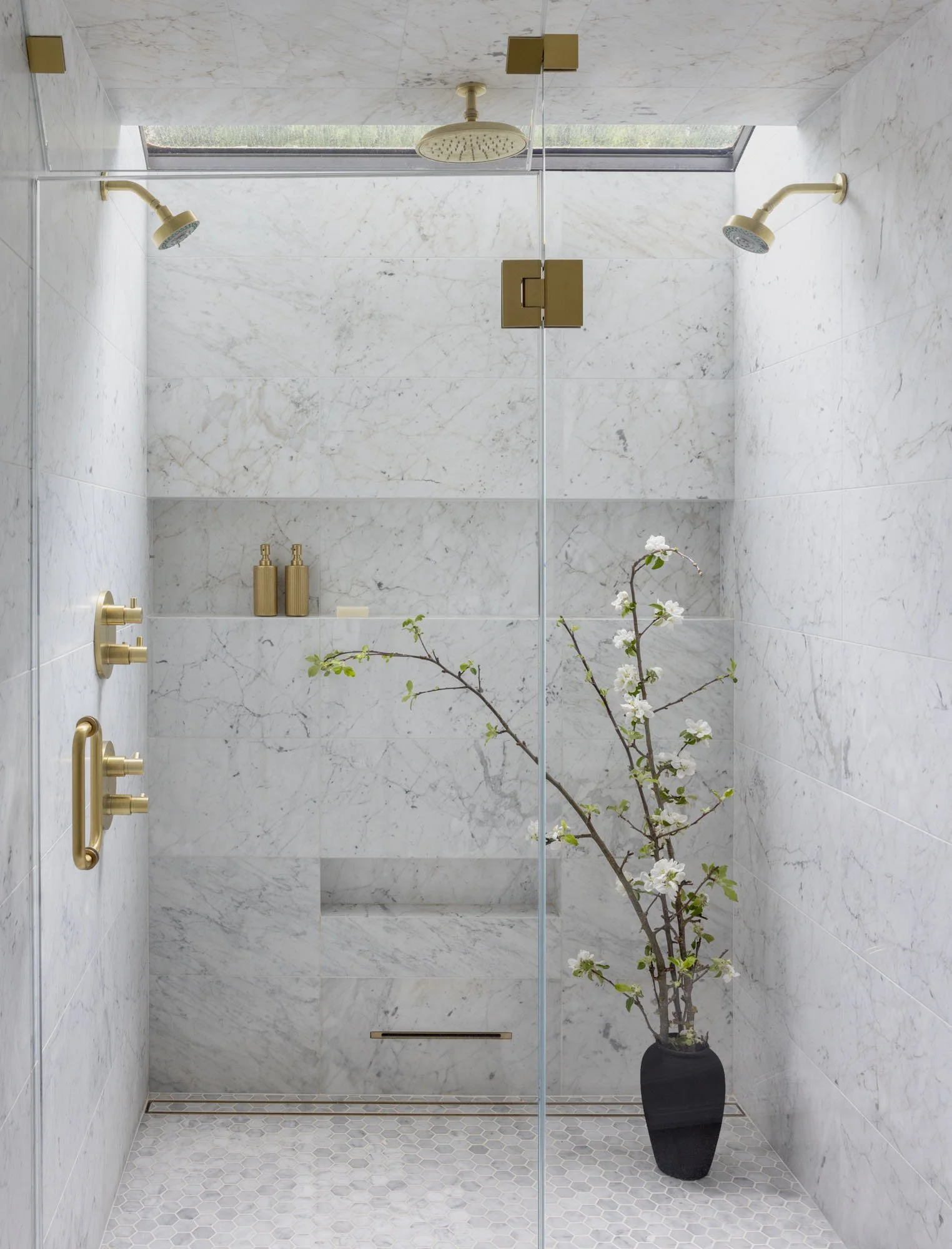 eclectic-redmond-global-sanctuary_primary-bath_01.jpeg