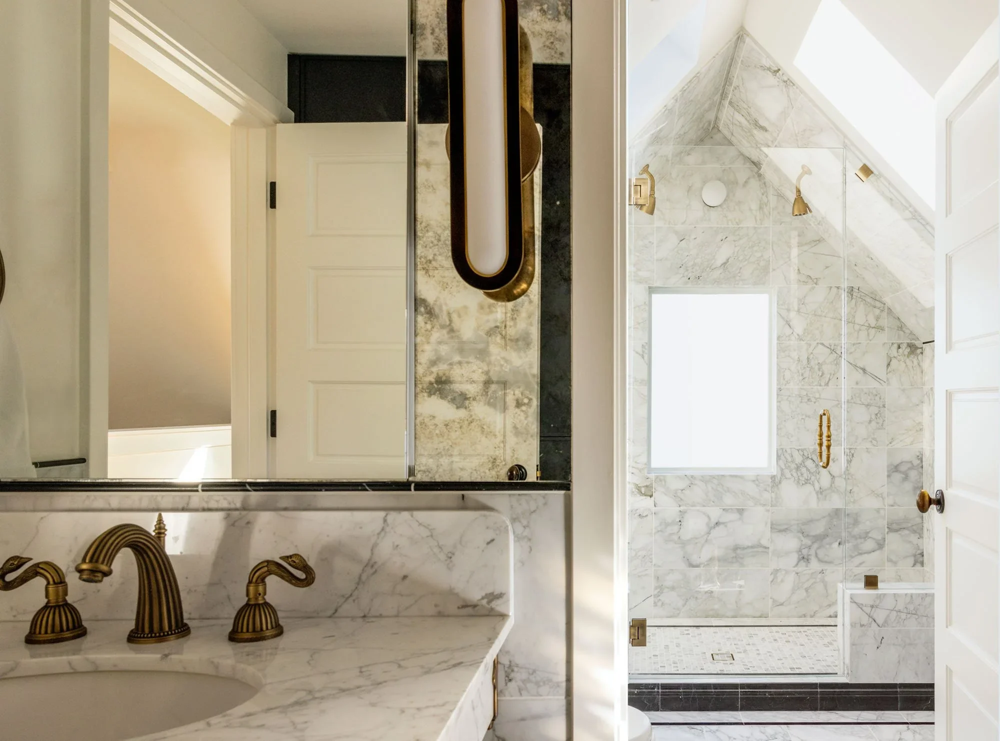 ravenna-historic-seattle-craftsman_primary-bath_02.webp