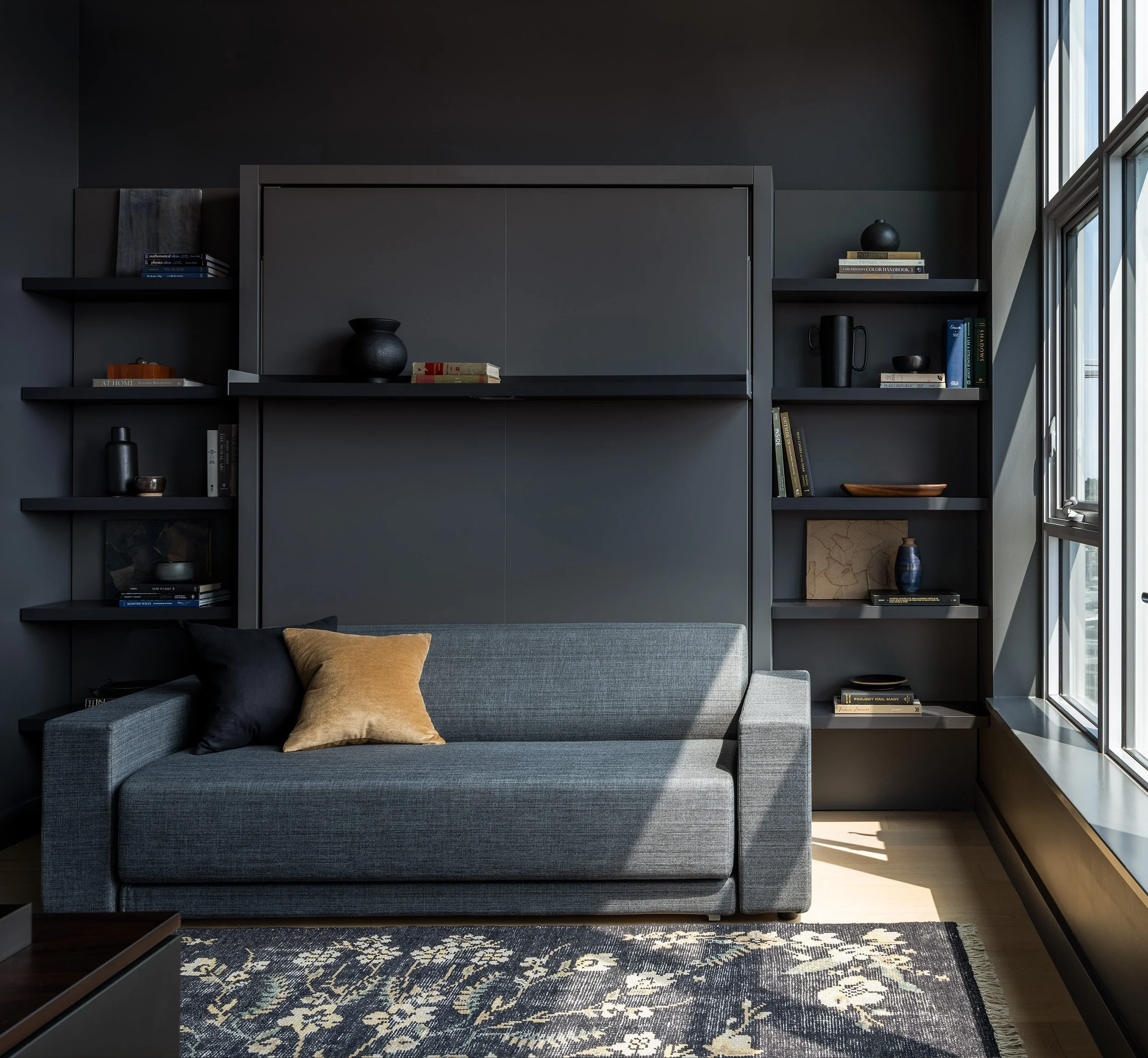 belltown-seattle-urban-retreat_guest-bedroom-2_01.jpg