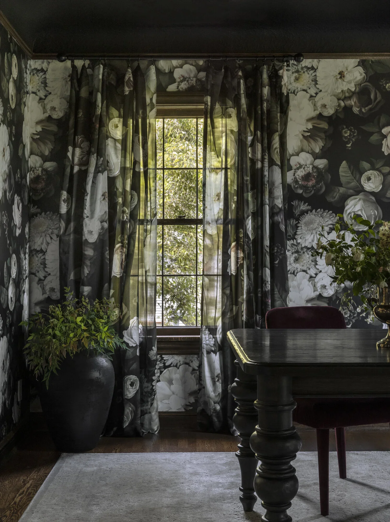 east-seattle-lakeside-remodel_dining-room_02.webp