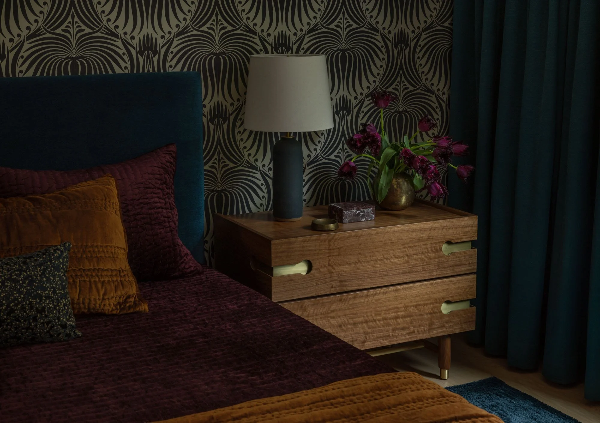 eclectic-redmond-global-sanctuary_primary-bedroom_01.jpeg