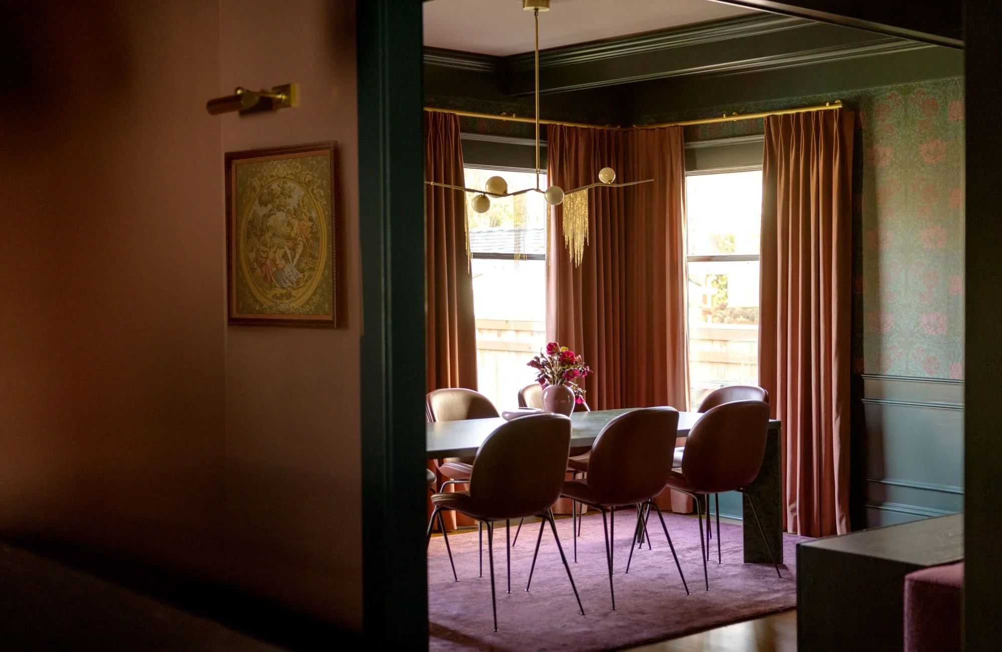 ravenna-historic-seattle-craftsman_dining-room_02.webp