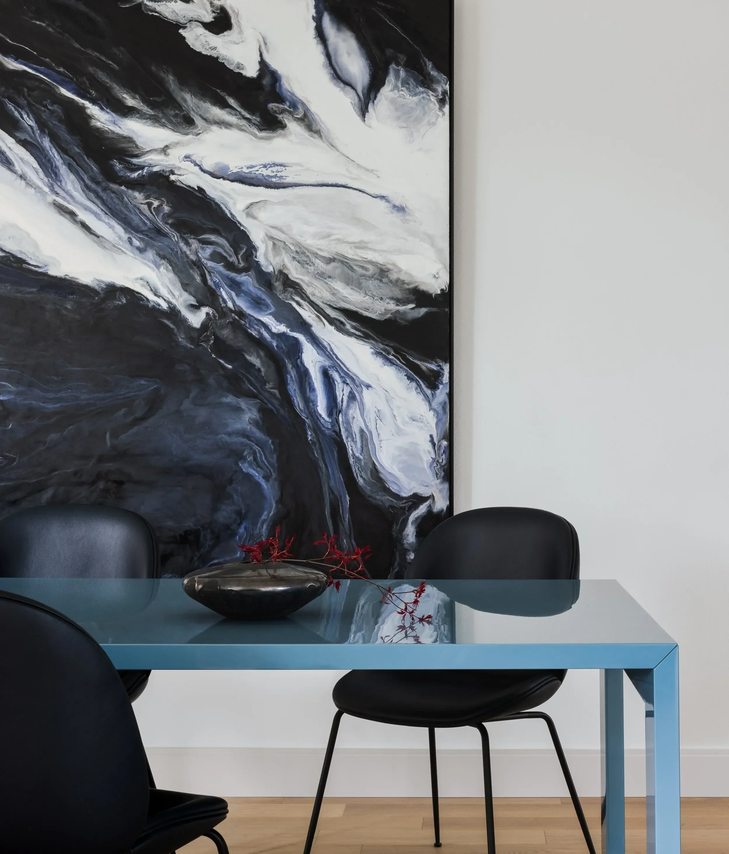 kirkland-custom-modern_dining-room_01.webp