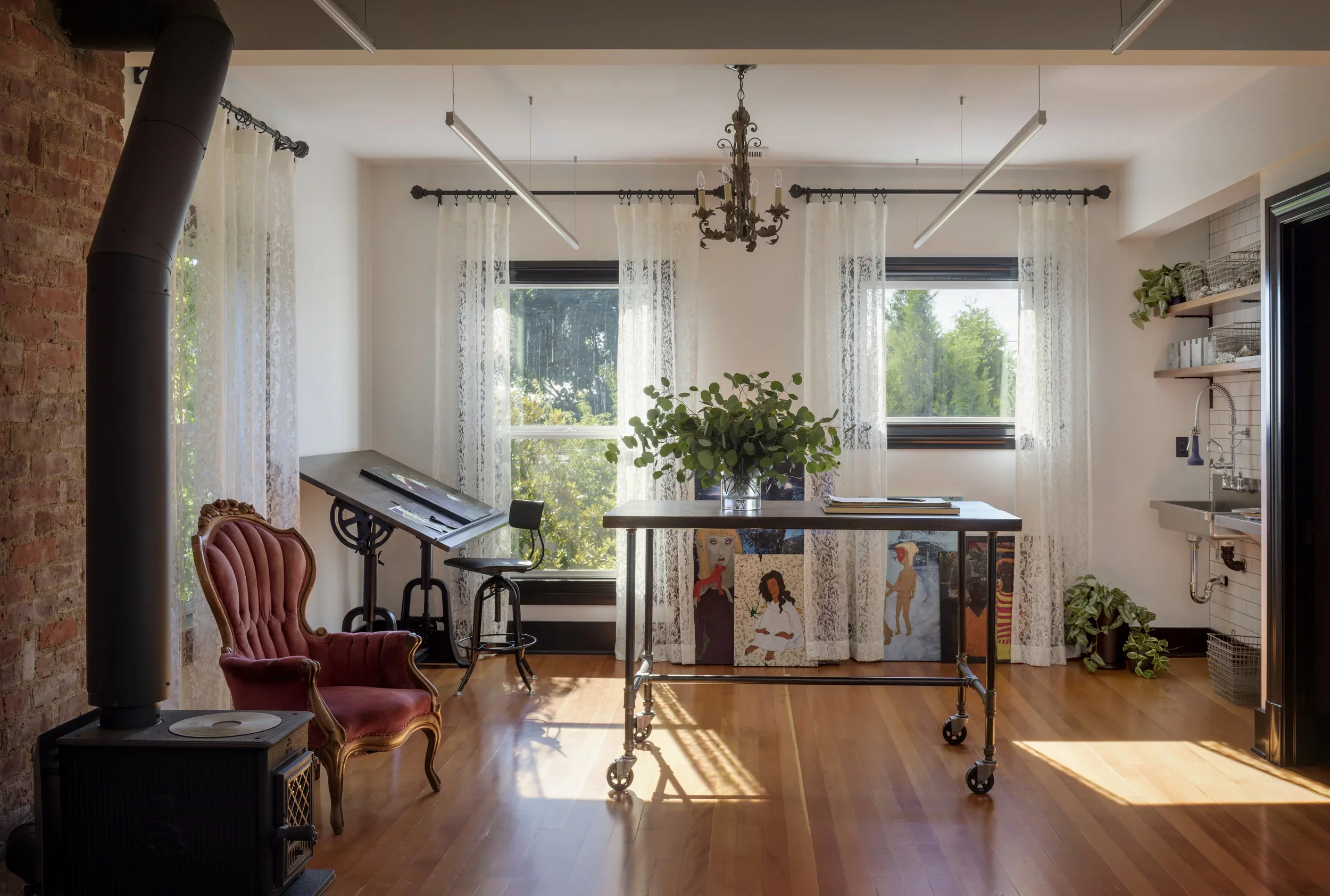 seattle-historic-victorian-landmark_studio_01.webp