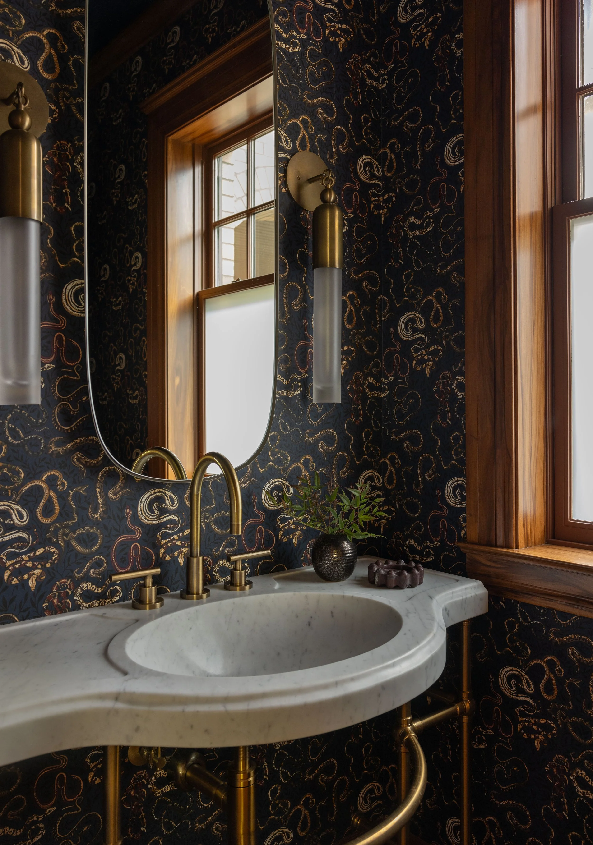 historic-east-capitol-hill-retreat_powder-room_01.jpg