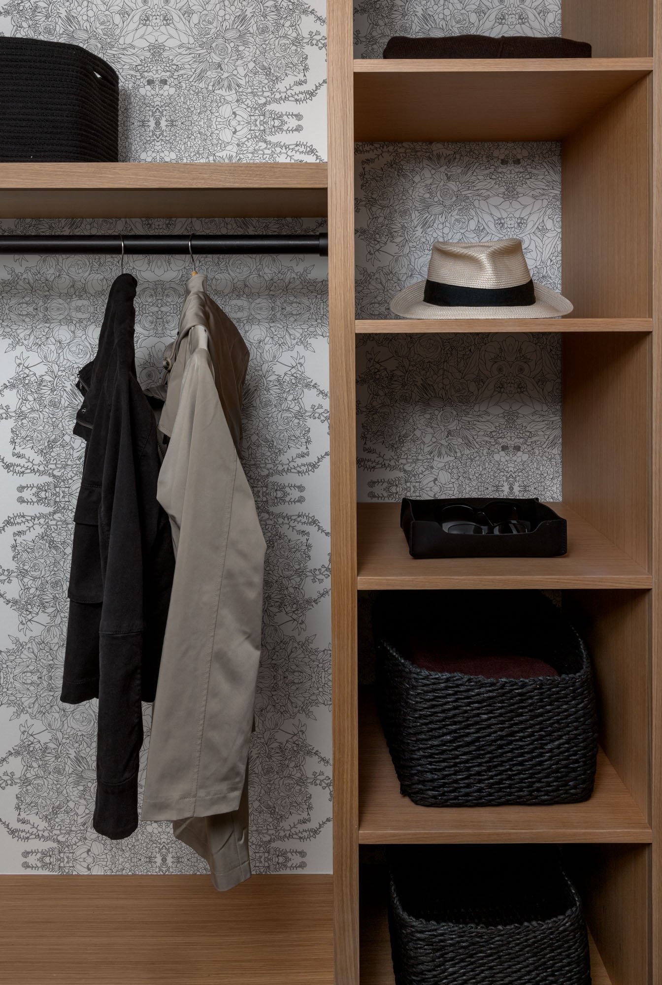 eclectic-redmond-global-sanctuary_mudroom_01.jpeg