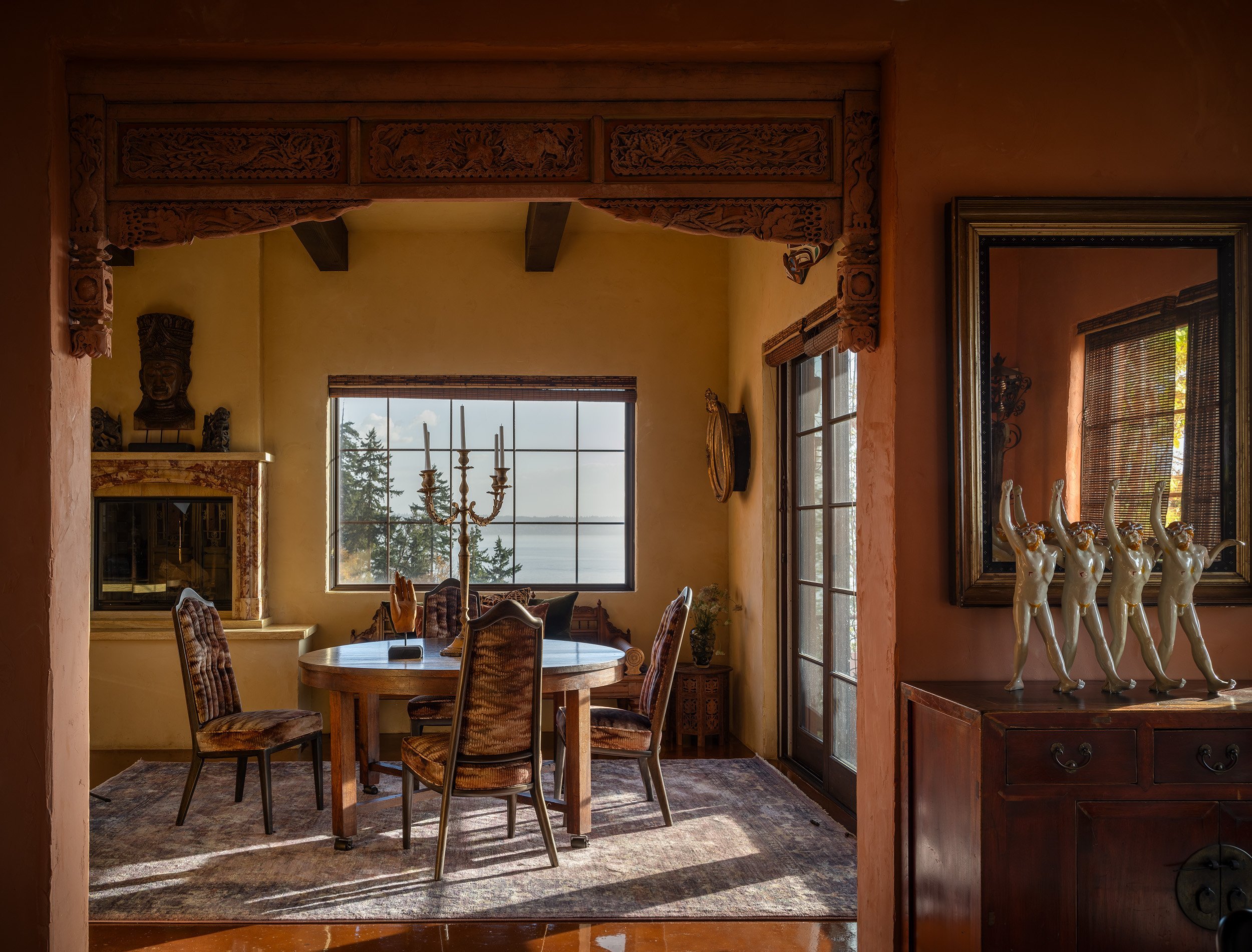 washington-state-classic_dining-room_01.jpg