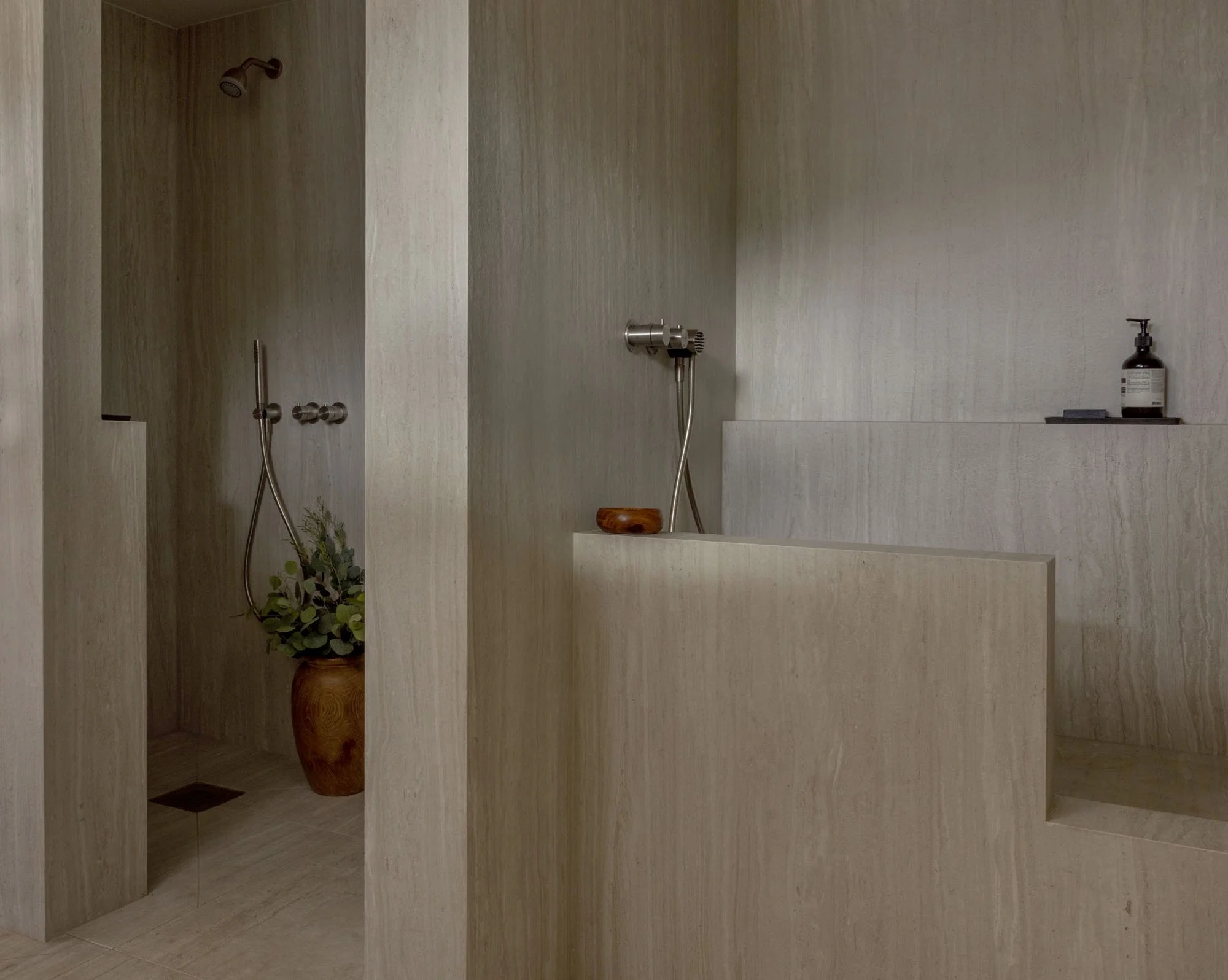 arch-cape-beach-house_primary-bath_02.jpeg