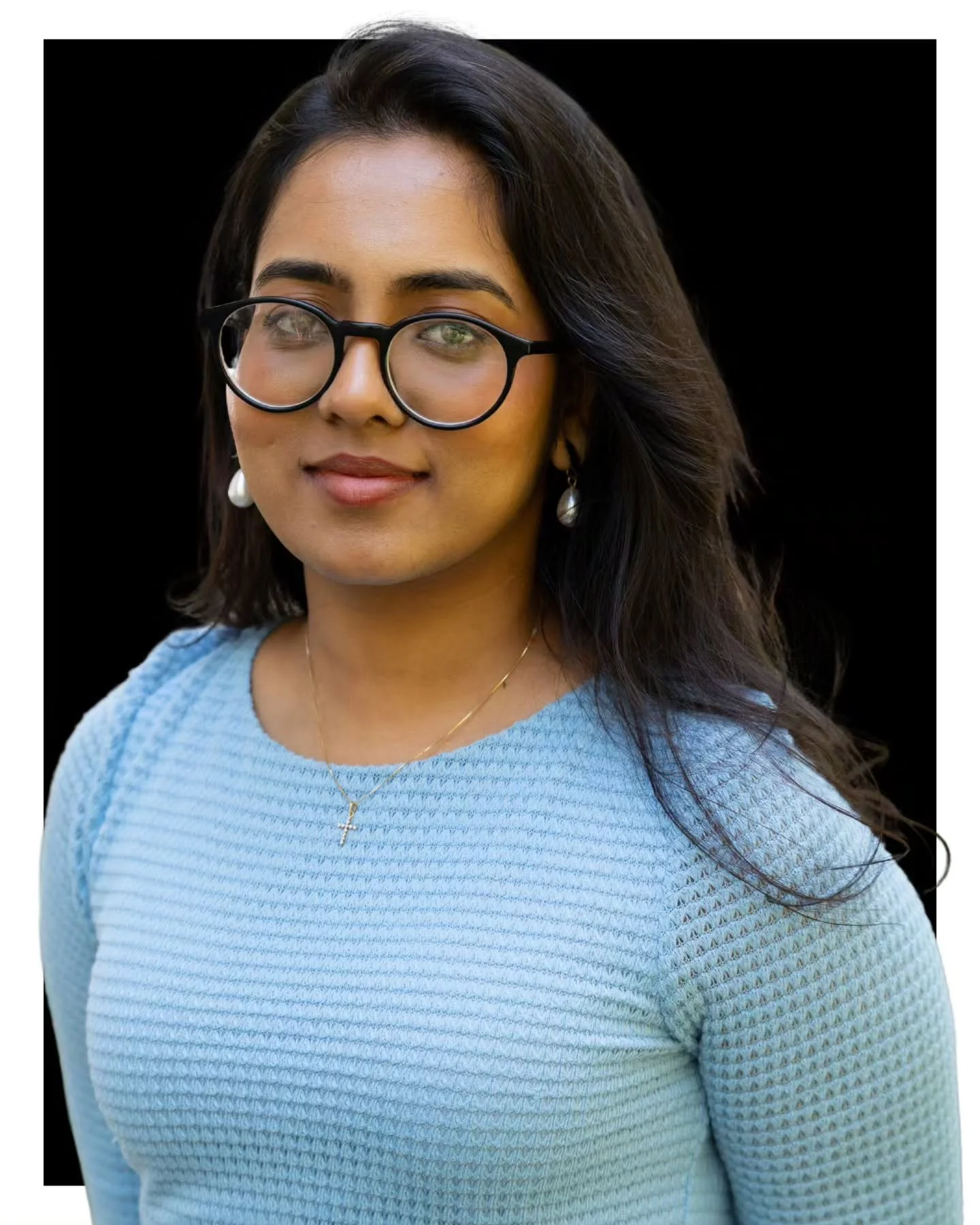 👤 Natural light. Simple direction. A headshot that still feels like you.

No need for a complicated studio setup to create a polished professional portrait when we're having a summer as beautiful as this one ☀️ 

Good light, the right location and a