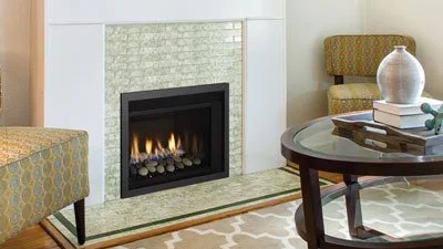 Regency® Horizon® HRI3E Gas Insert
Small gas insert with a contemporary linear fire bed. The HRI3E is compact and efficient with an Electronic Ignition system, it comes standard with a fan and ceramic glass.