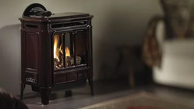 Hampton® H27 Gas Stove
Medium freestanding gas stove with electronic ignition. Transform a room with this beautiful cast iron direct vent gas stove which is available in two finishes.