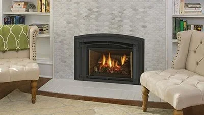 Regency® Liberty® LRI4E Gas Insert
Medium gas insert with a traditional log set. The LRI4E fits most existing masonry openings. It has Electronic Ignition system and comes standard with a fan and ceramic glass.