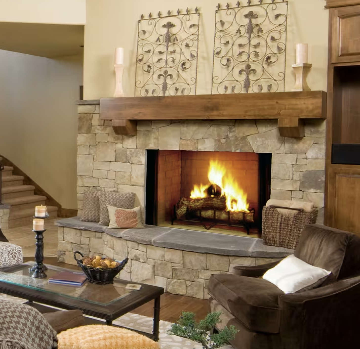 Majestic Biltmore
Wood Fireplace
With its grand scale, classic masonry appeal, and an open-hearth viewing area like no other