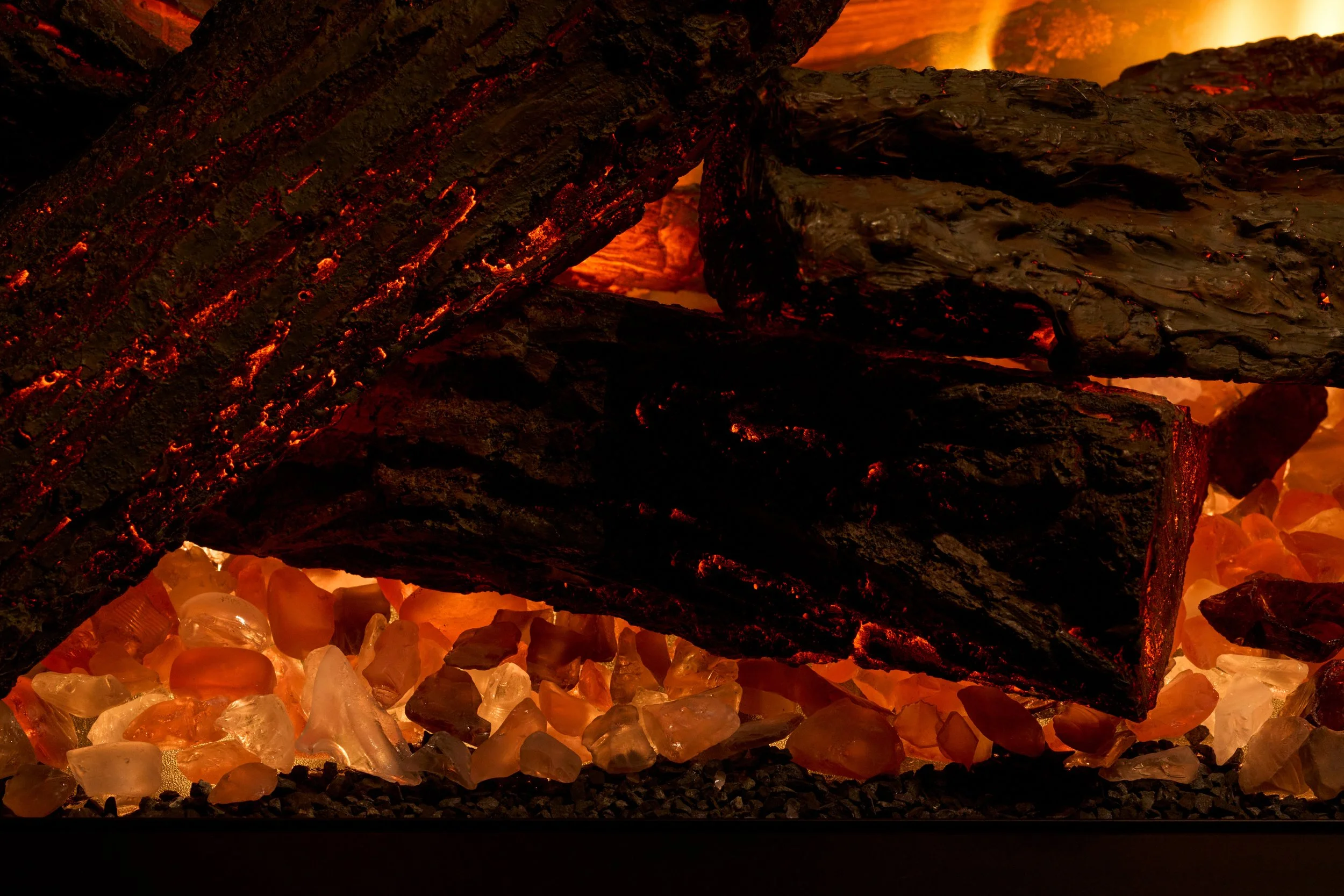 QST_EmberBed_ClsUp_2000px.jpg (Copy)