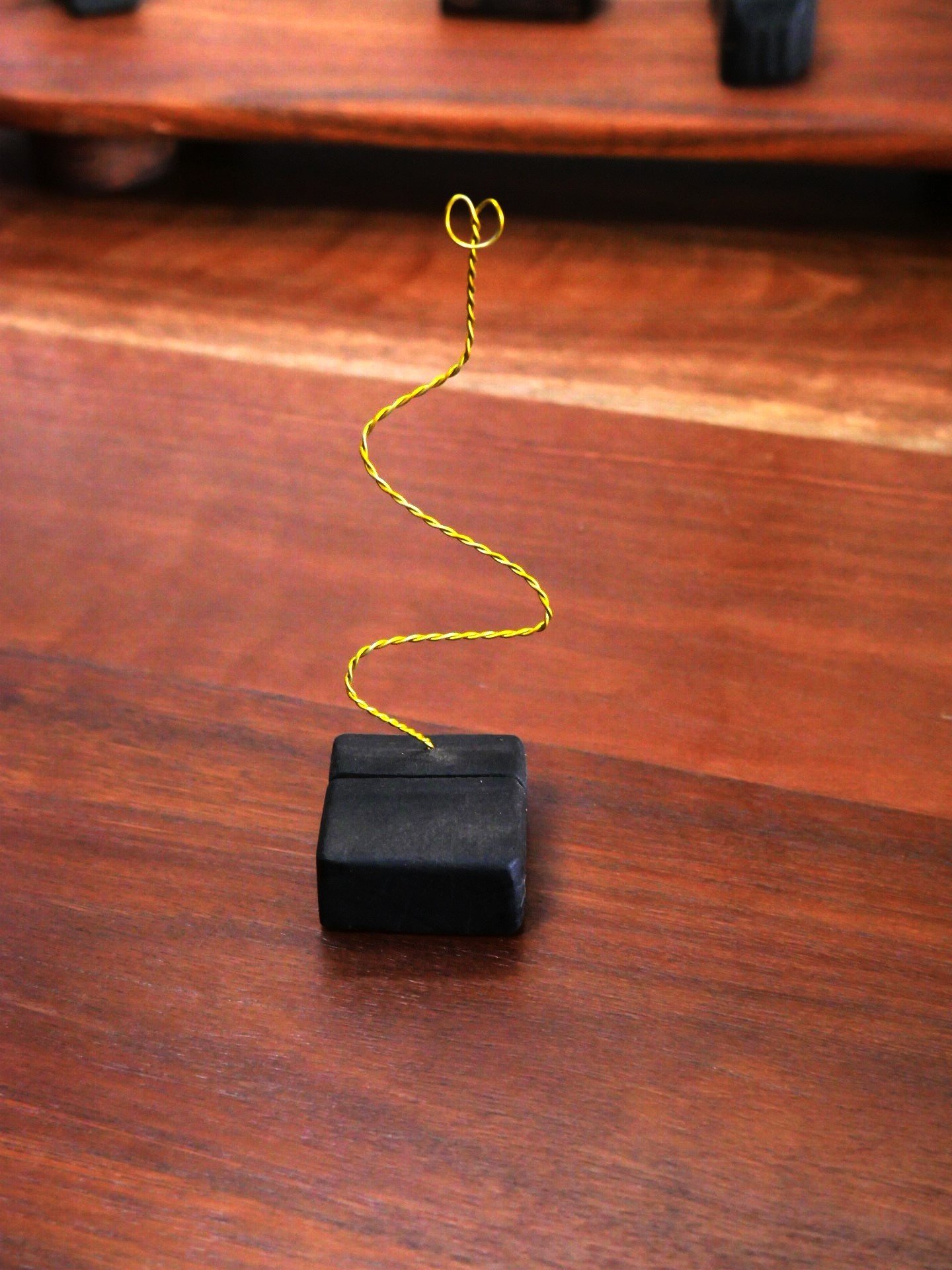 Shou Sugi Ban Card & Photo Holder — Charred Timber with Gold Wire