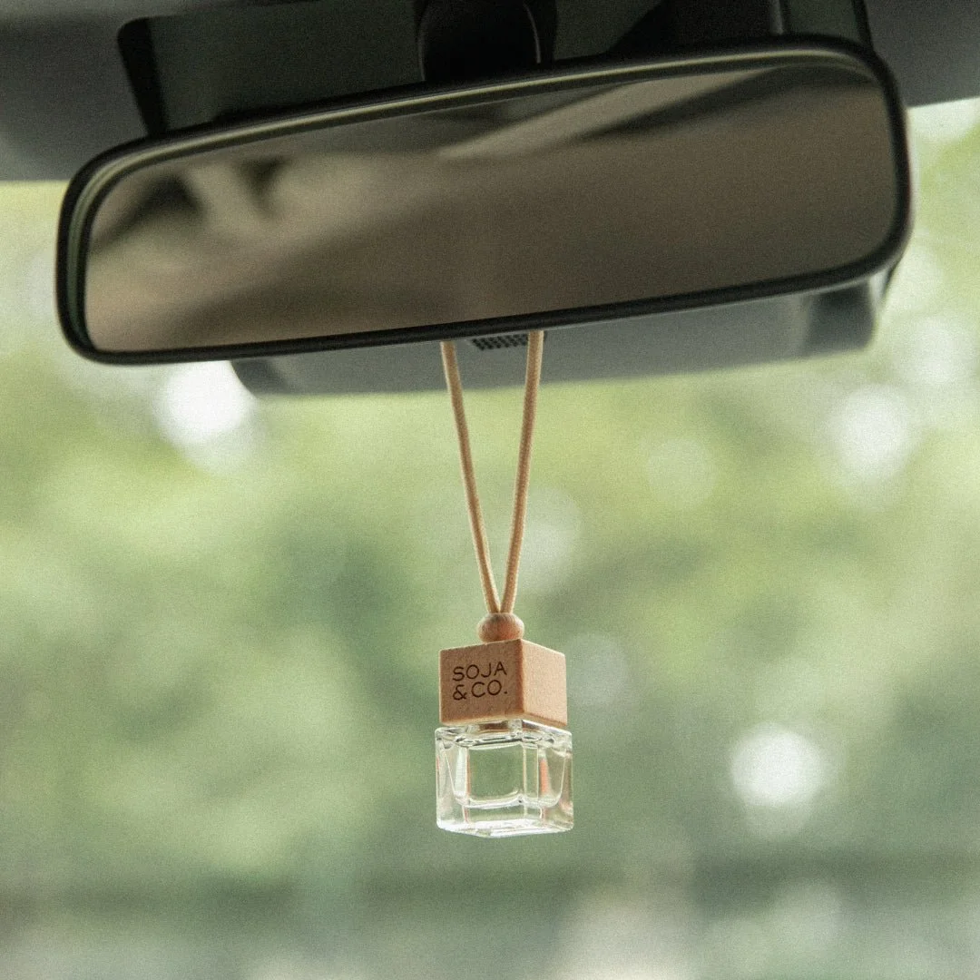 diffuseur-voiture_soja-co_lifestyle ecorce 2.jpg