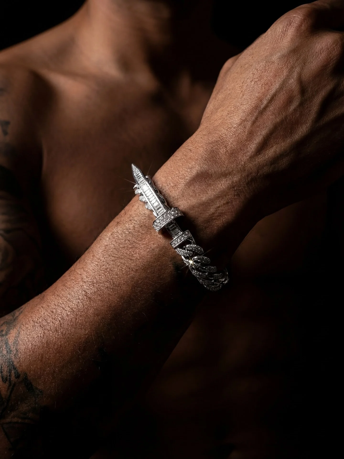 Understated power. Timeless shine. ✨
A statement of refinement by Lhuna, designed by Joshua Espinoza&mdash;because true luxury speaks without trying.

#Lhuna #fashion #braclet #fashionstyle #luxurylifestyle