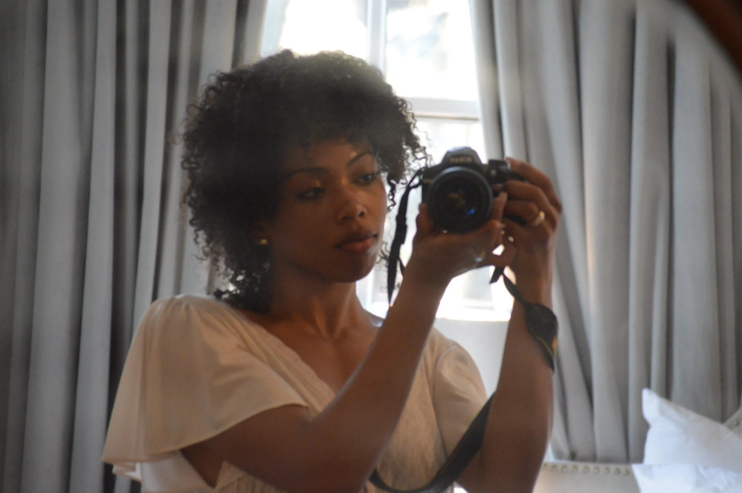 Black sophisticated travel companion Vivienne Astor visiting Chicago for upscale dates, massage, and connection