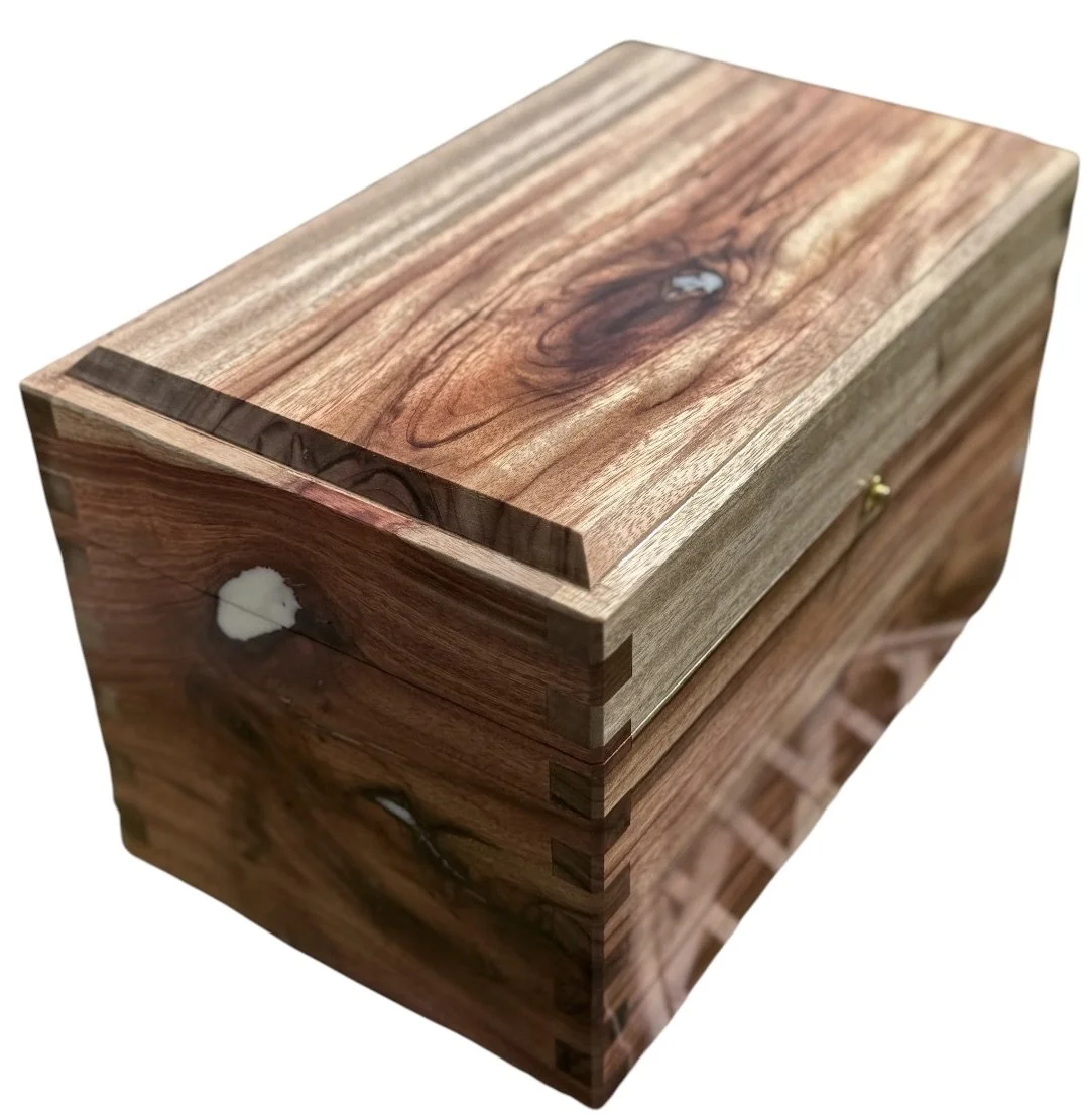TASMANIAN WINTER: Camphor Laurel and White Epoxy Jewellery Box