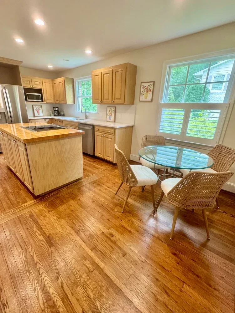 Kitchen and breakfast nook