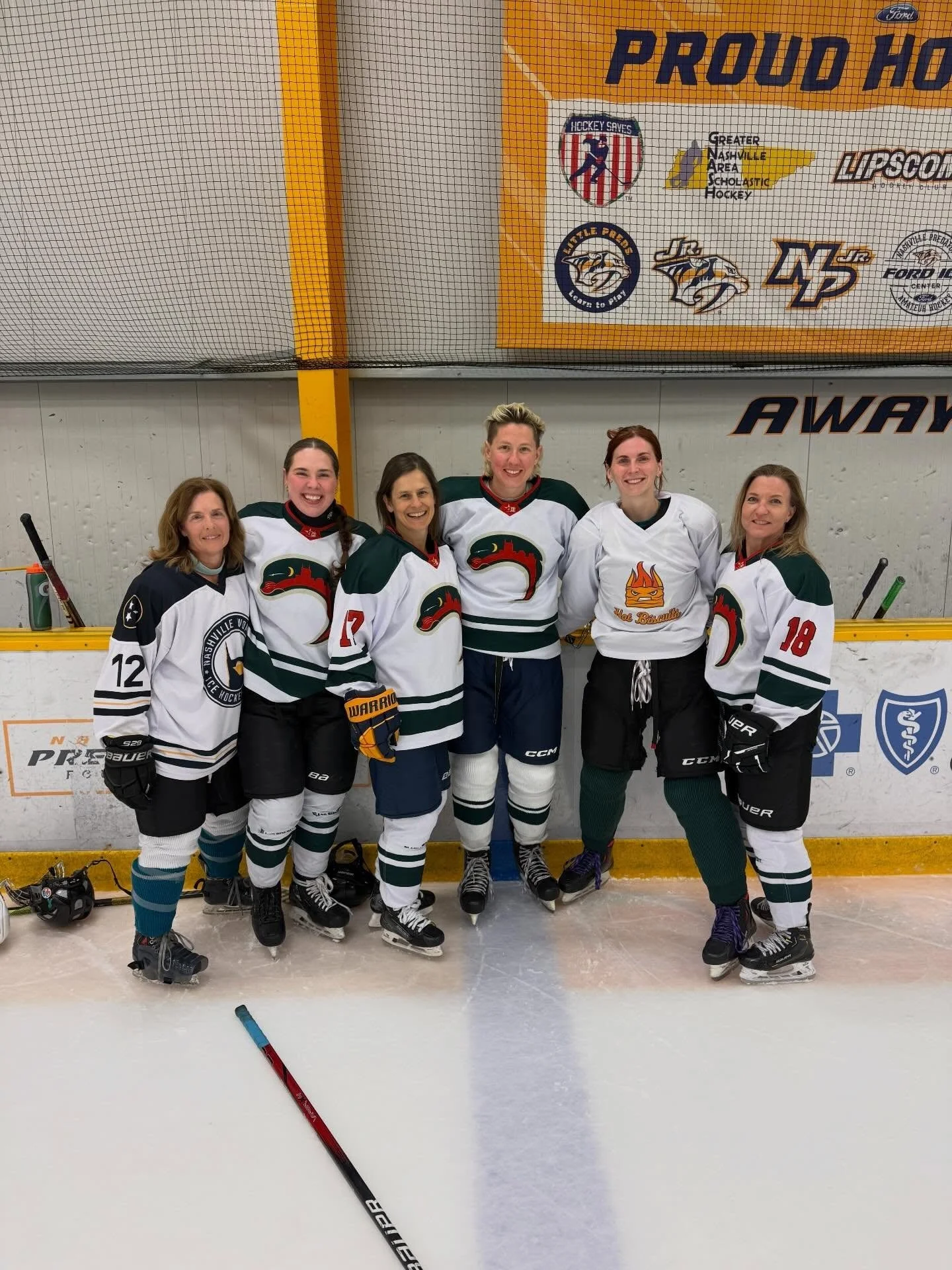 Women who play co-ed >> 😍

#womensicehockey #beerleague #nashville #womeninsports #icehockey