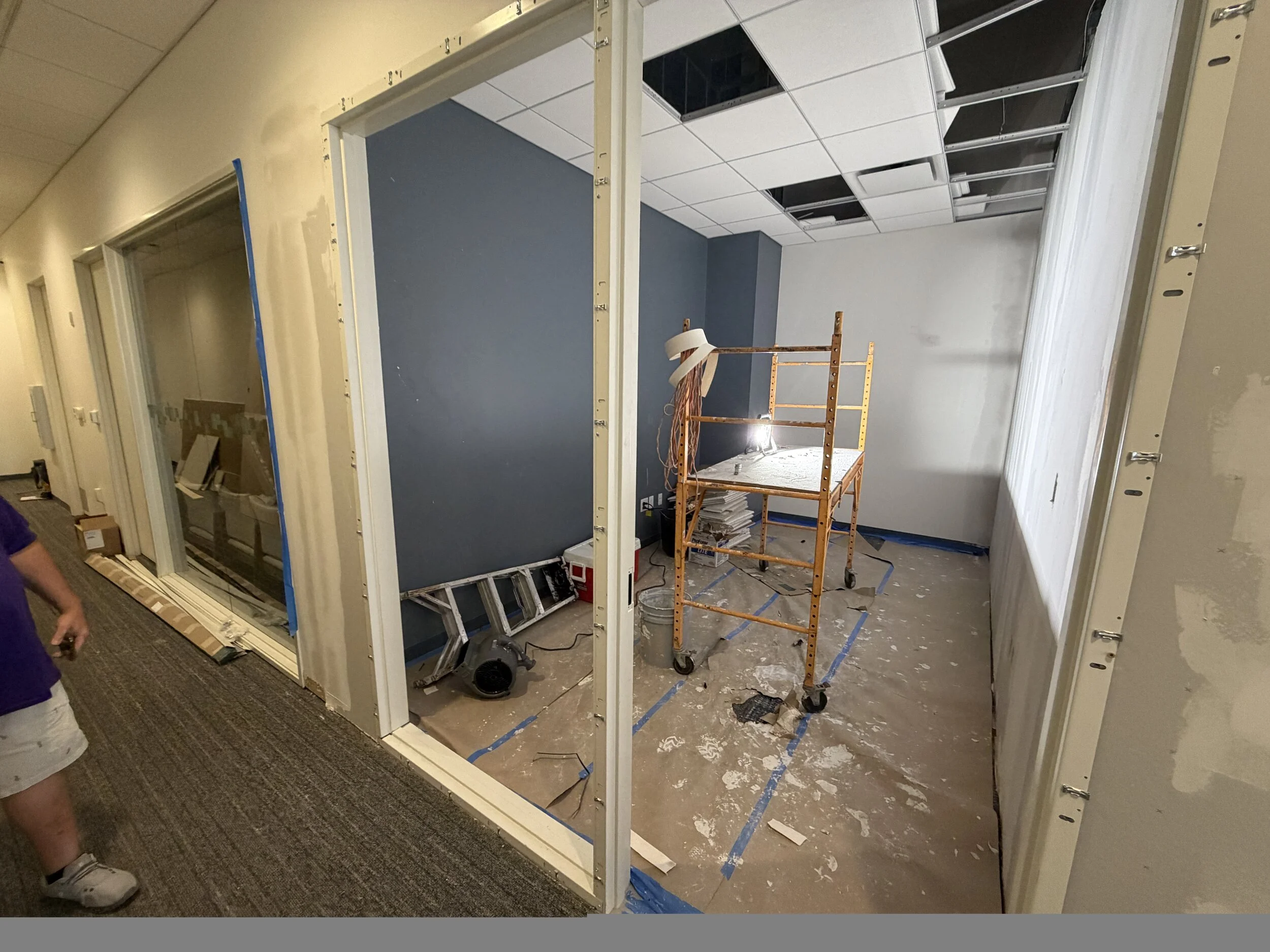 commercial office project with 9&Contractors and Mid-America