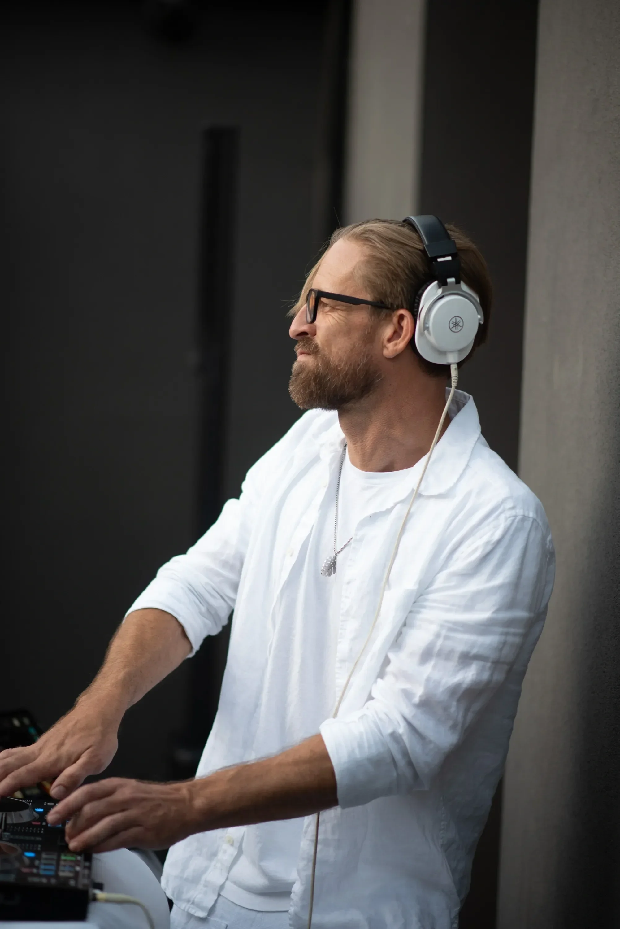 all_white_party_9.28.24_sofia_mastroianni-108.webp