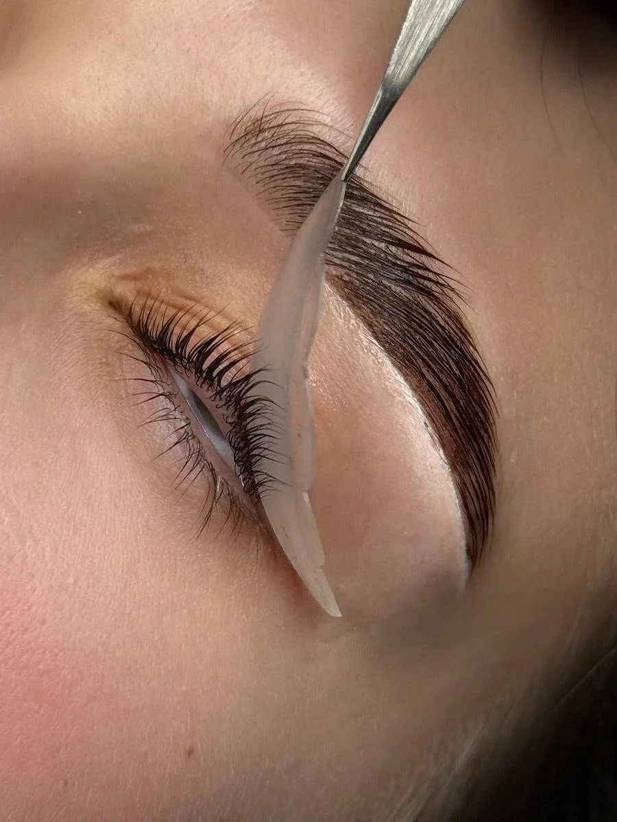 Signature Glow Up Service at Ptera Aesthetics, that includes a brow lamination, tint and shape, and a lash lift and tint. Premiere permanent makeup studio in Las Cruces, New Mexico, by Aria Shanks.