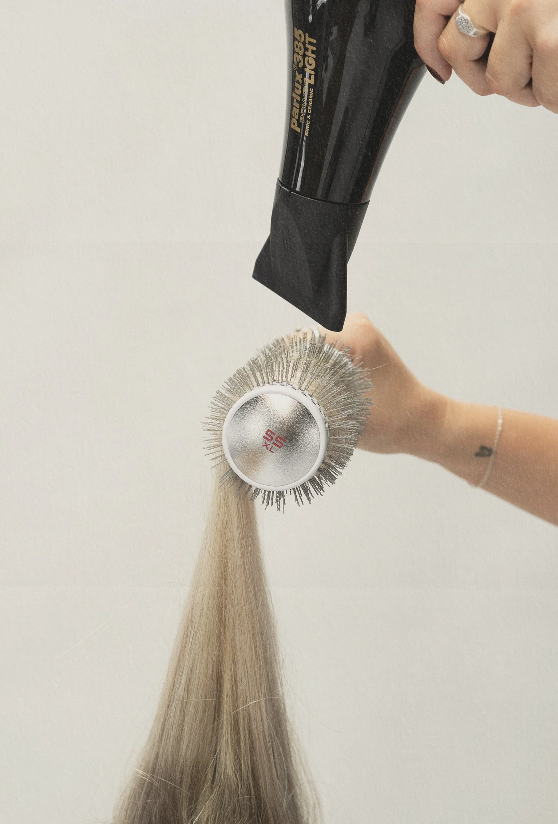 Into Pieces - 21 brush.jpg