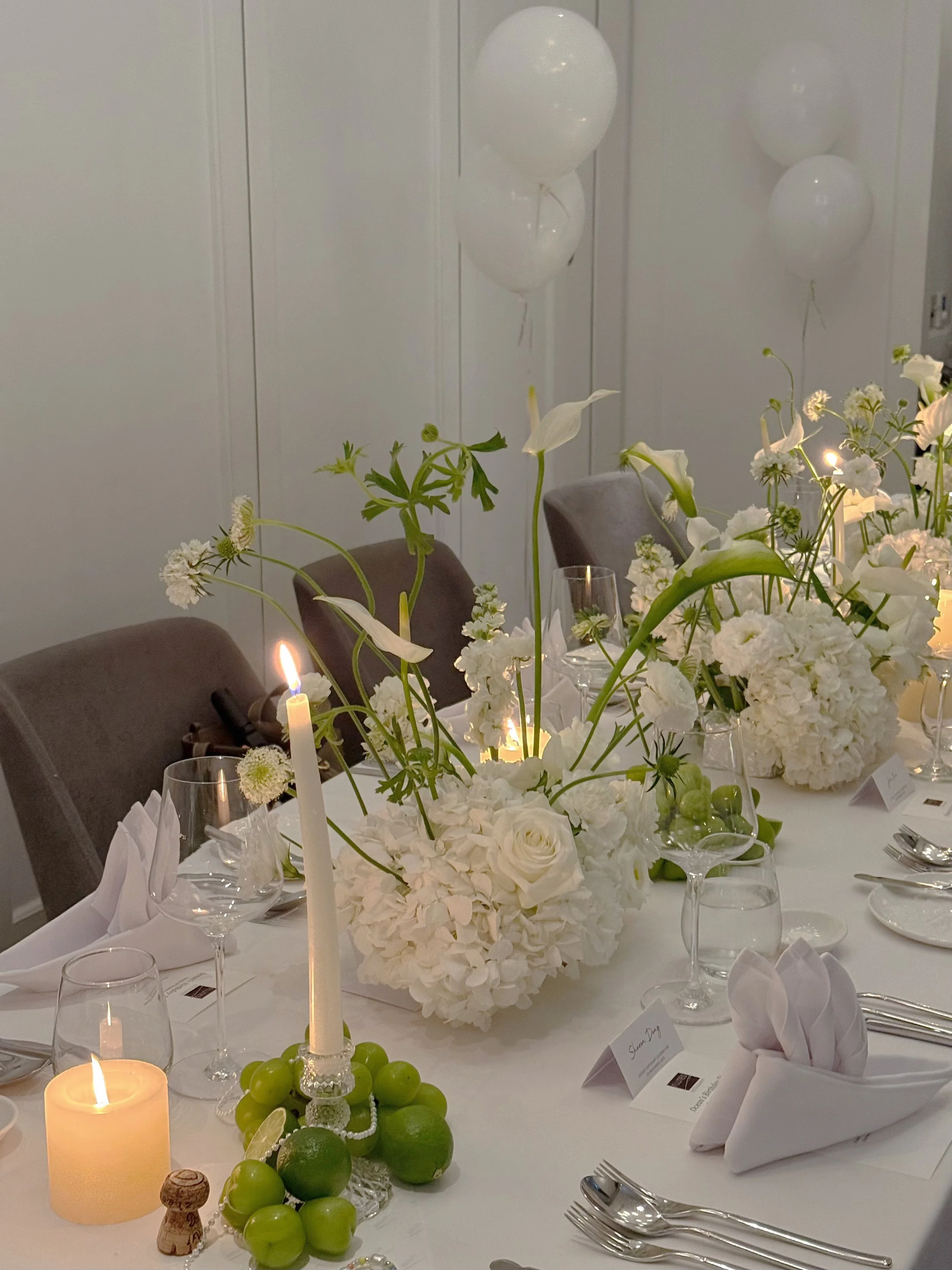 白色桌花.jpg