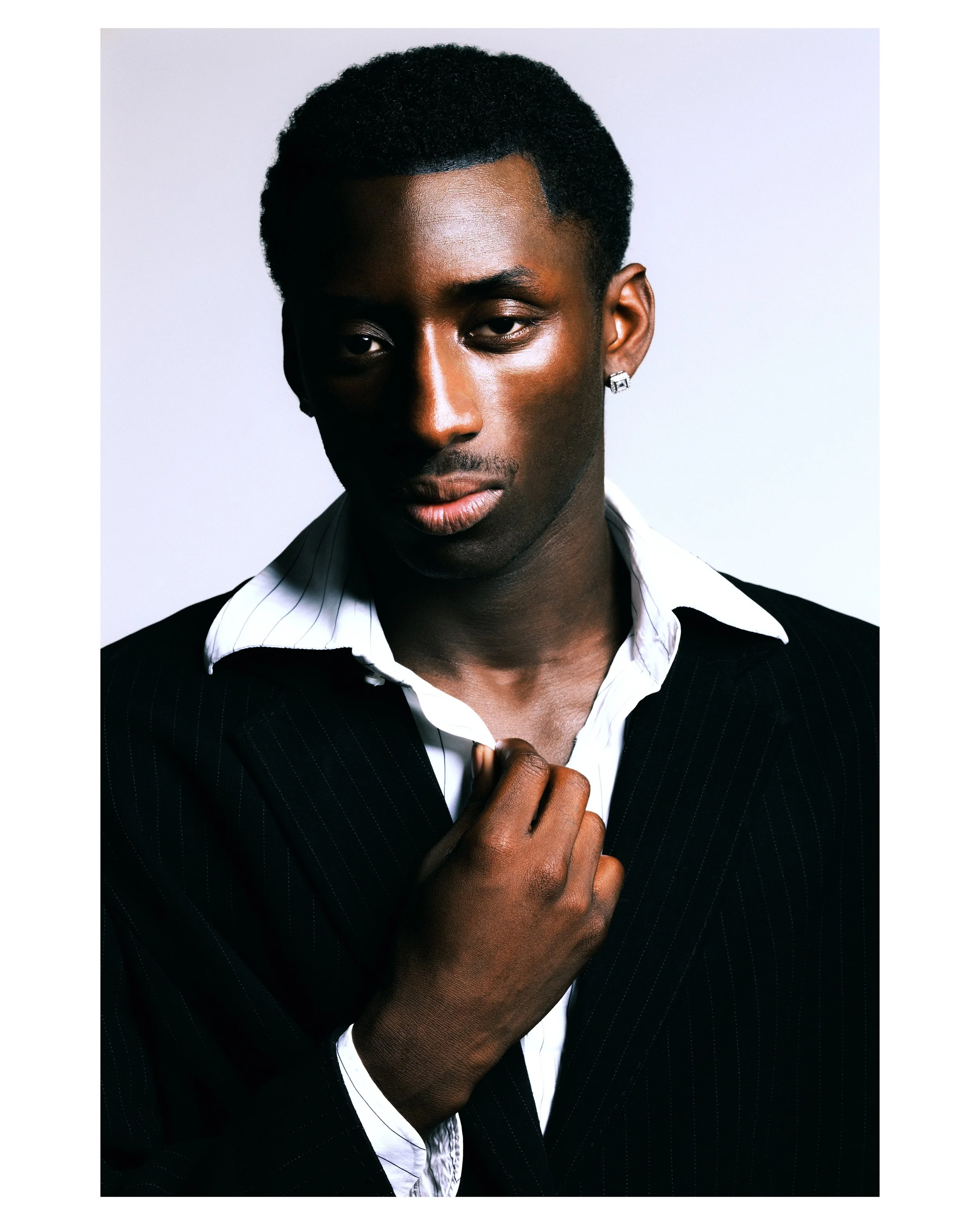 Mawntel - Suit 2.jpg