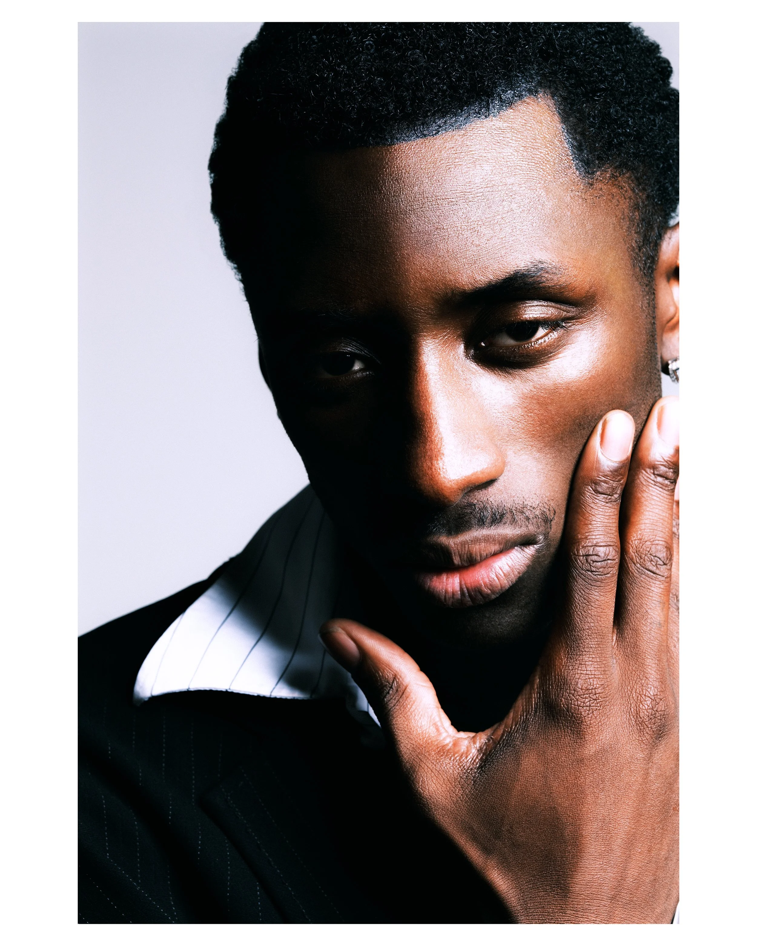 Mawntel - Suit 1.jpg