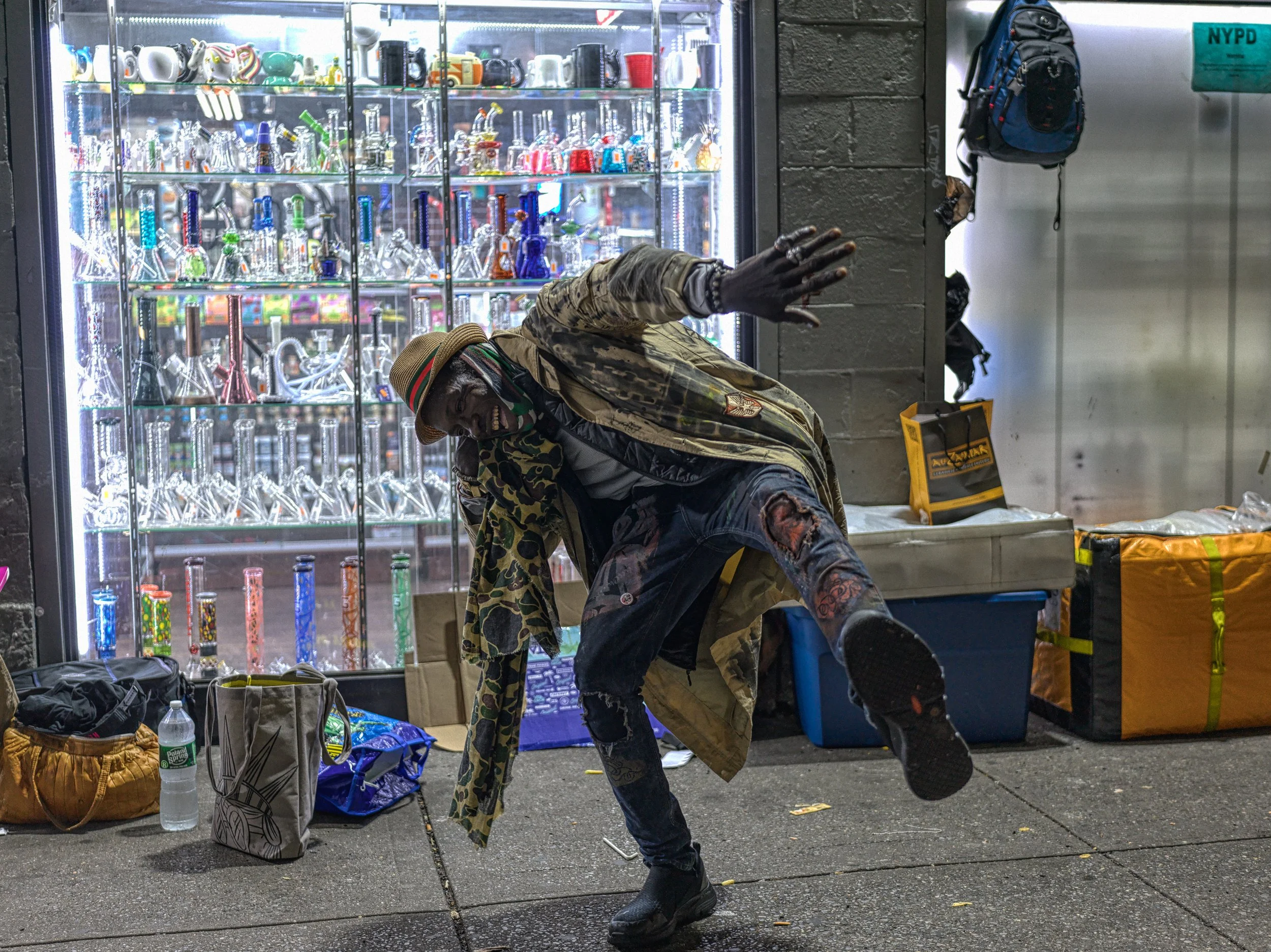 smoke shop angel lr.jpg
