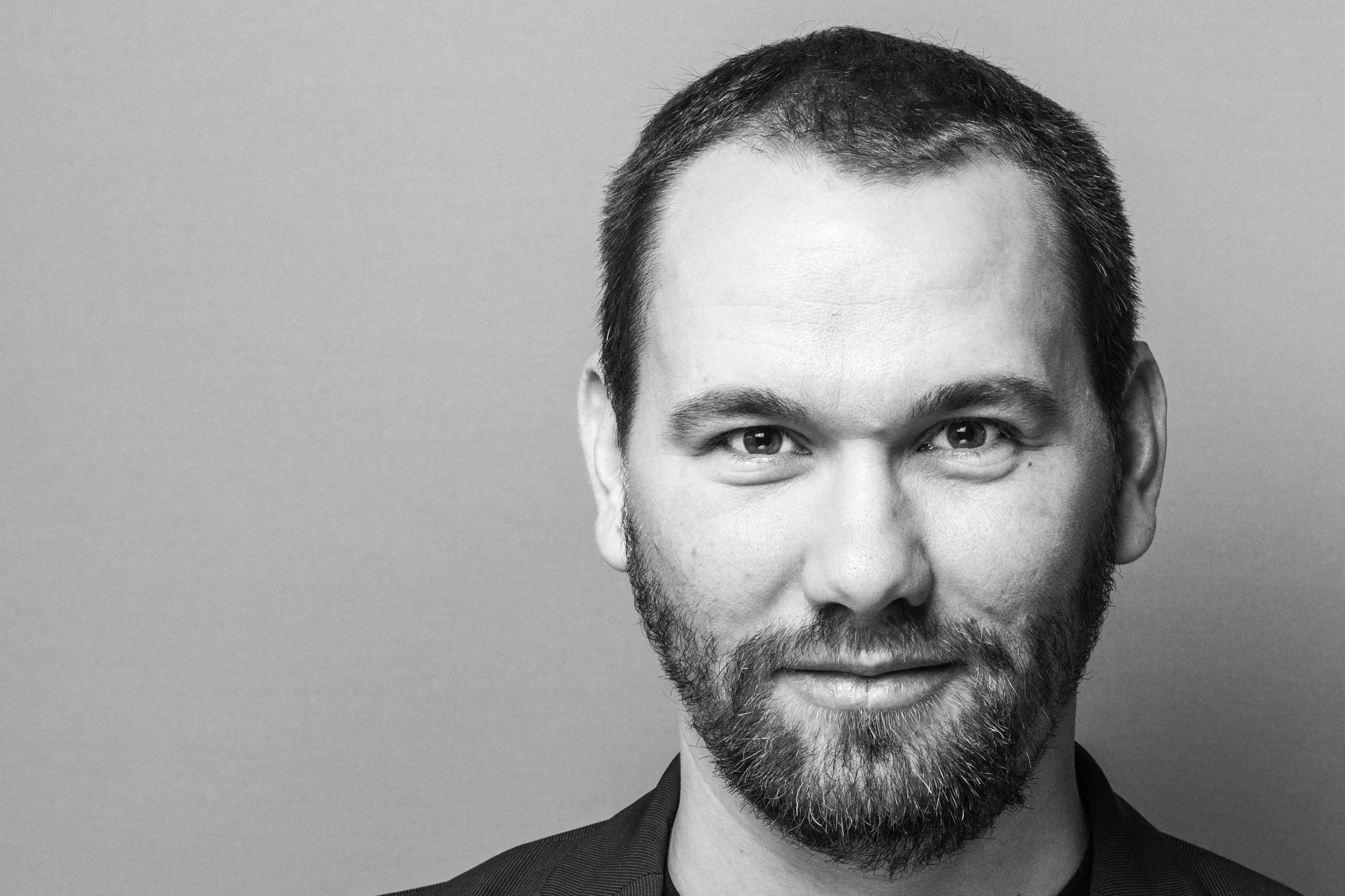 DDU quer asymetrisch-7.jpg