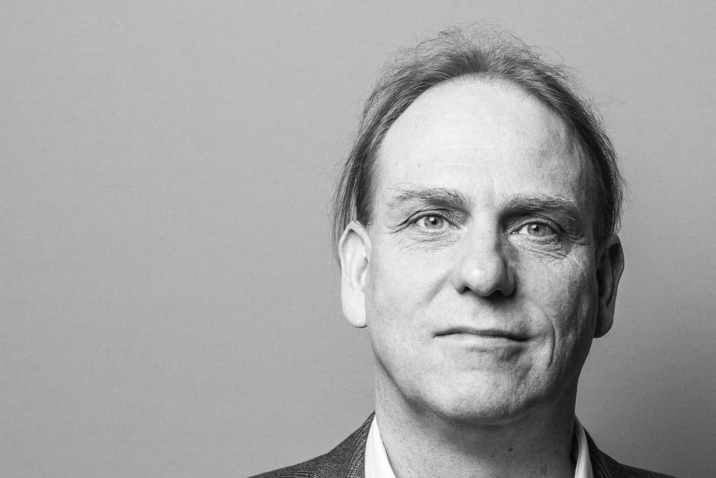 DDU quer asymetrisch-9.jpg