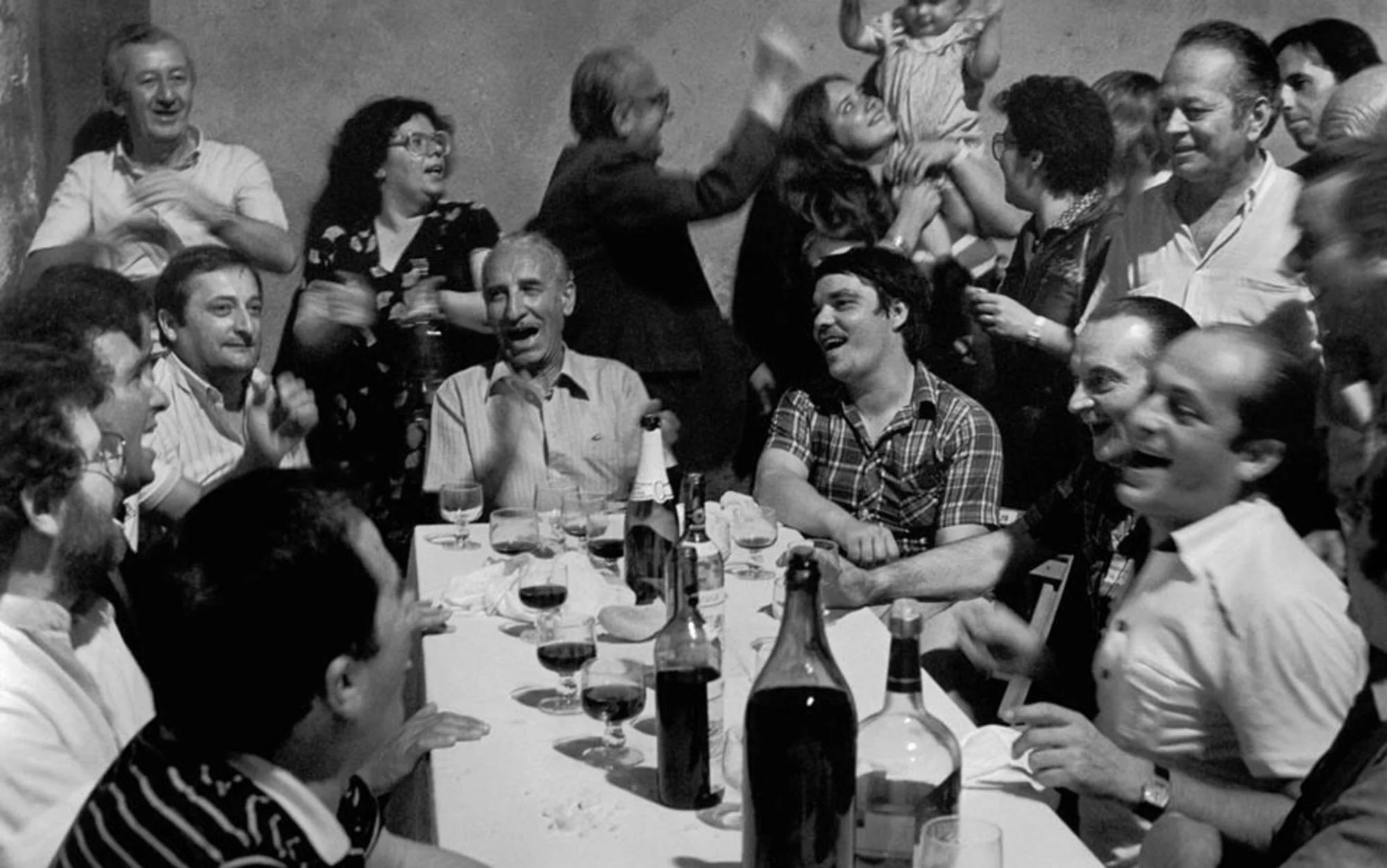 header_Italian-family.jpg
