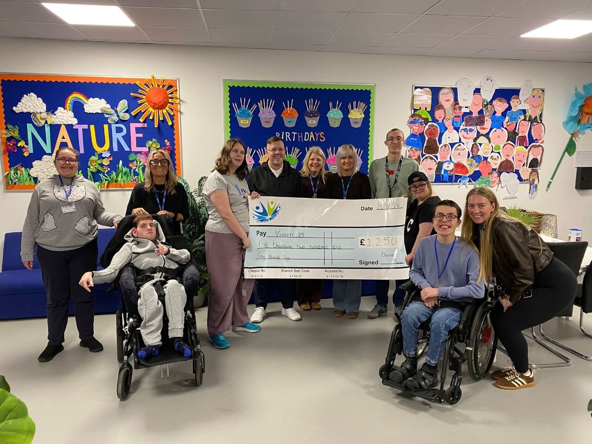 David &amp; Darren raised £1250 with an incredible Christmas Light switch on which was great fun!