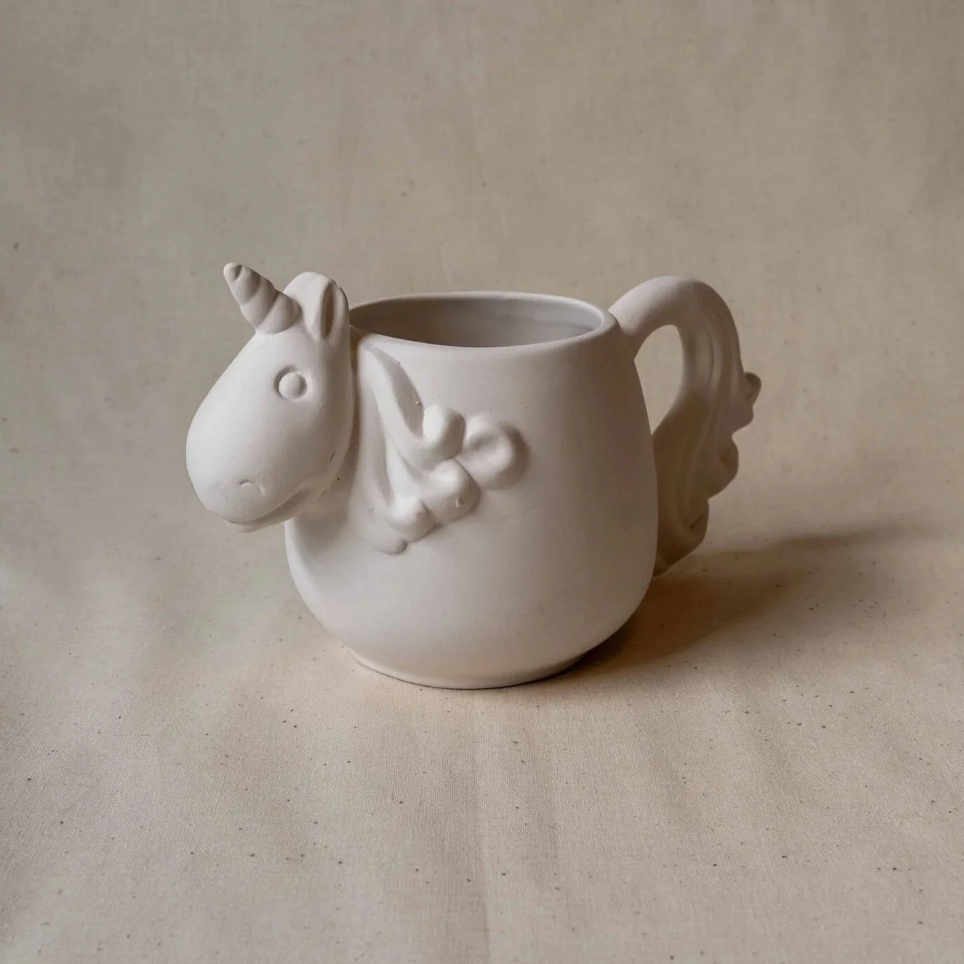 Keramik enhjørningskop til børn