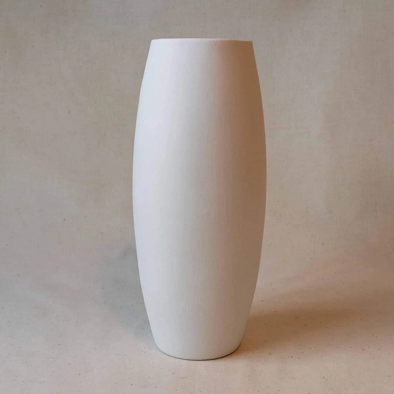 Høj keramik vase