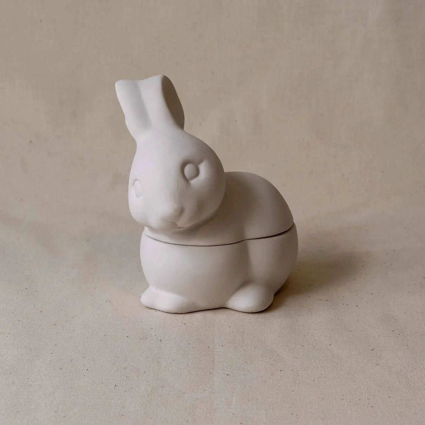 Keramik kaninæske til børn