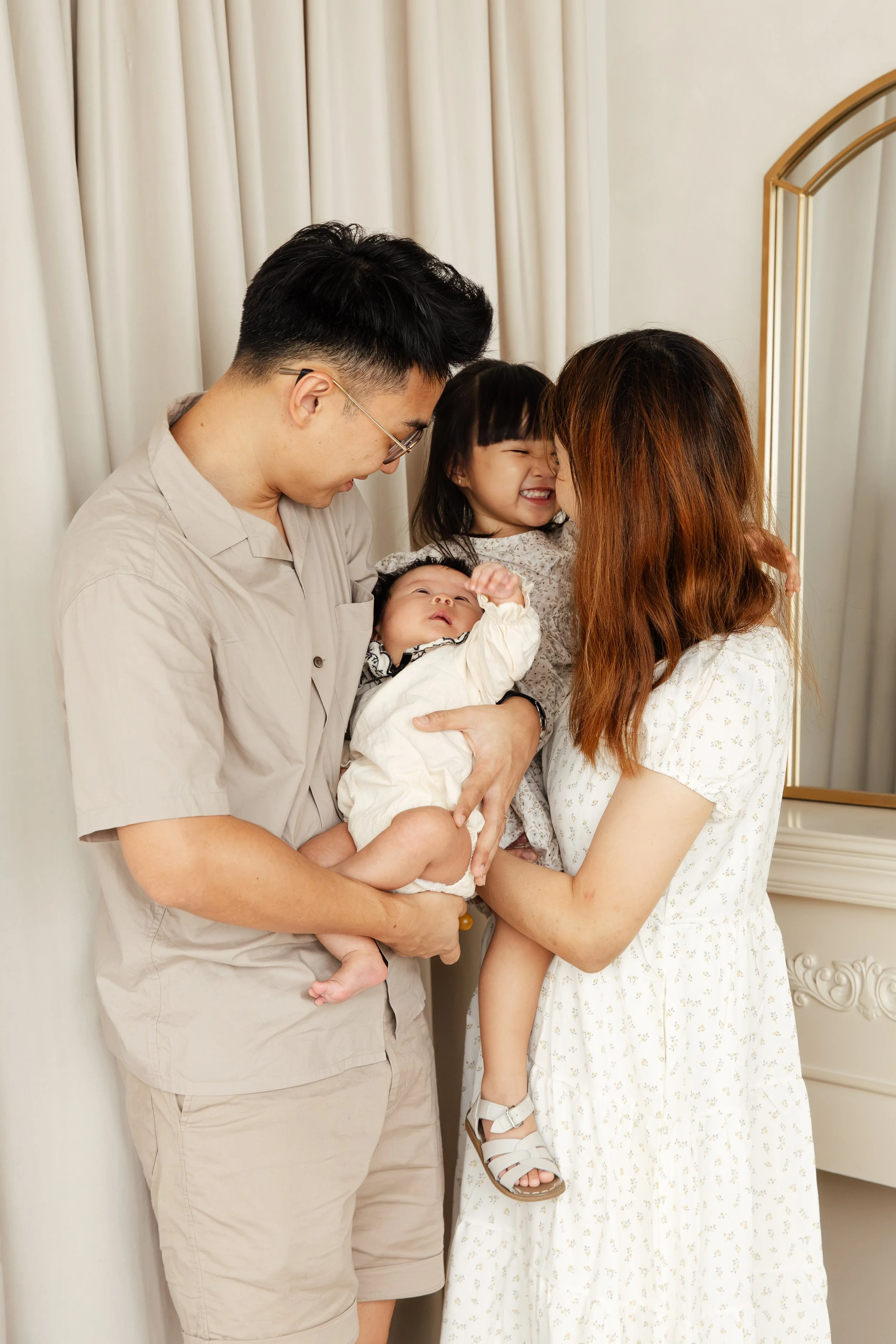 FamilyPhotoshoot-ShanicePhilEzraleaEliele-009.jpg